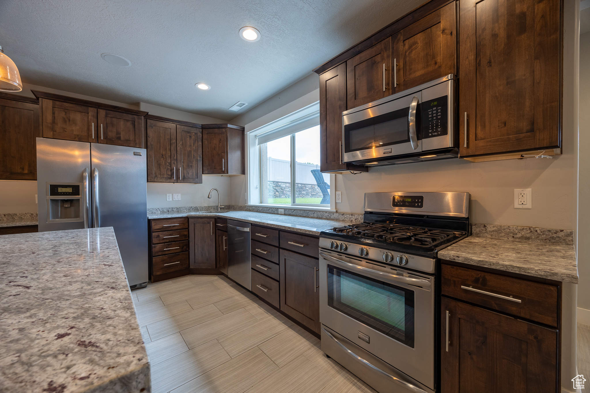 64 N SUNSET DR
