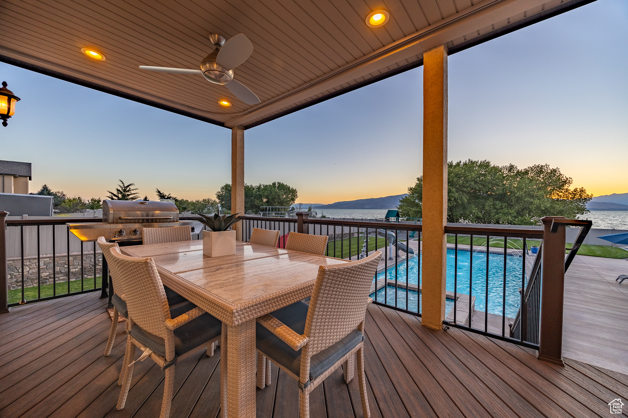 64 N SUNSET DR