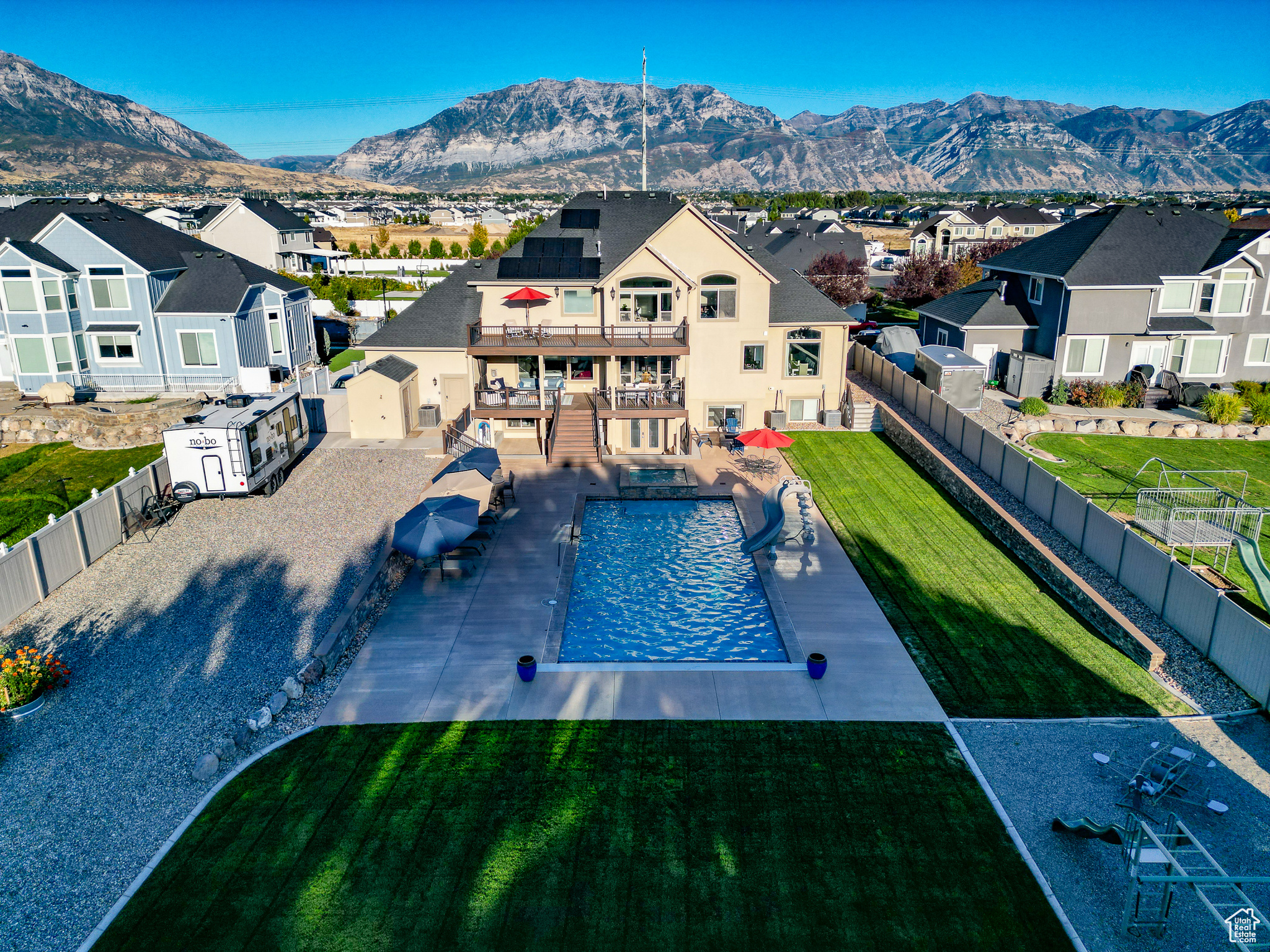 64 N SUNSET DR