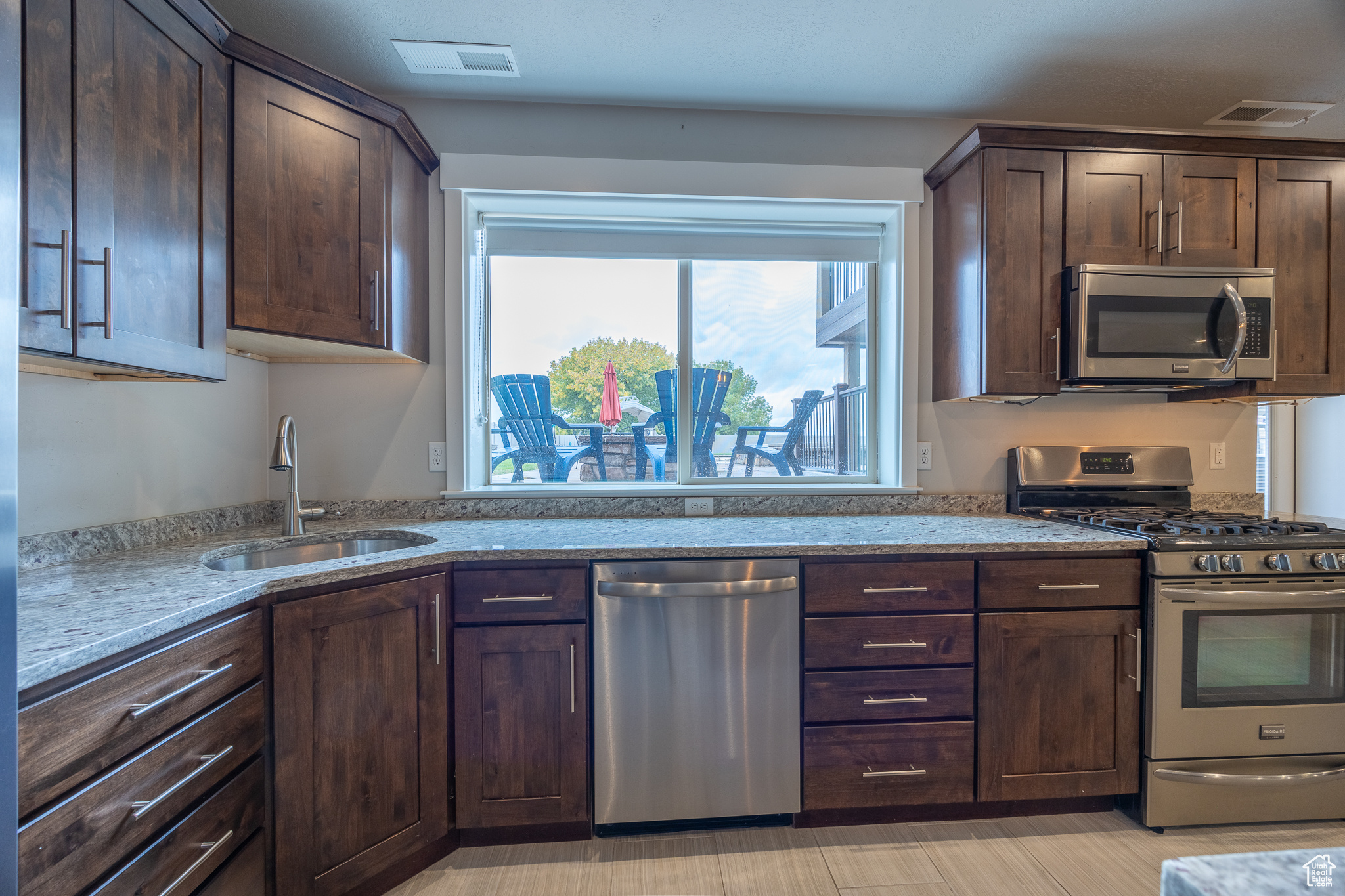 64 N SUNSET DR