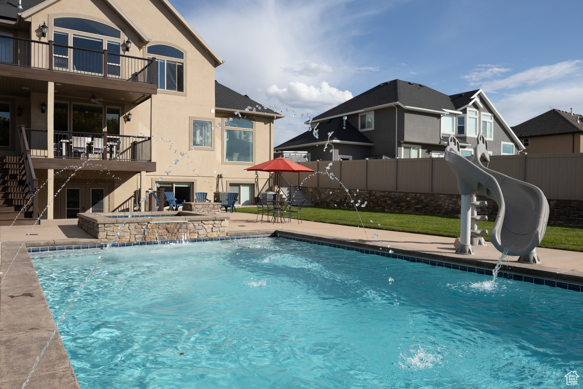 64 N SUNSET DR