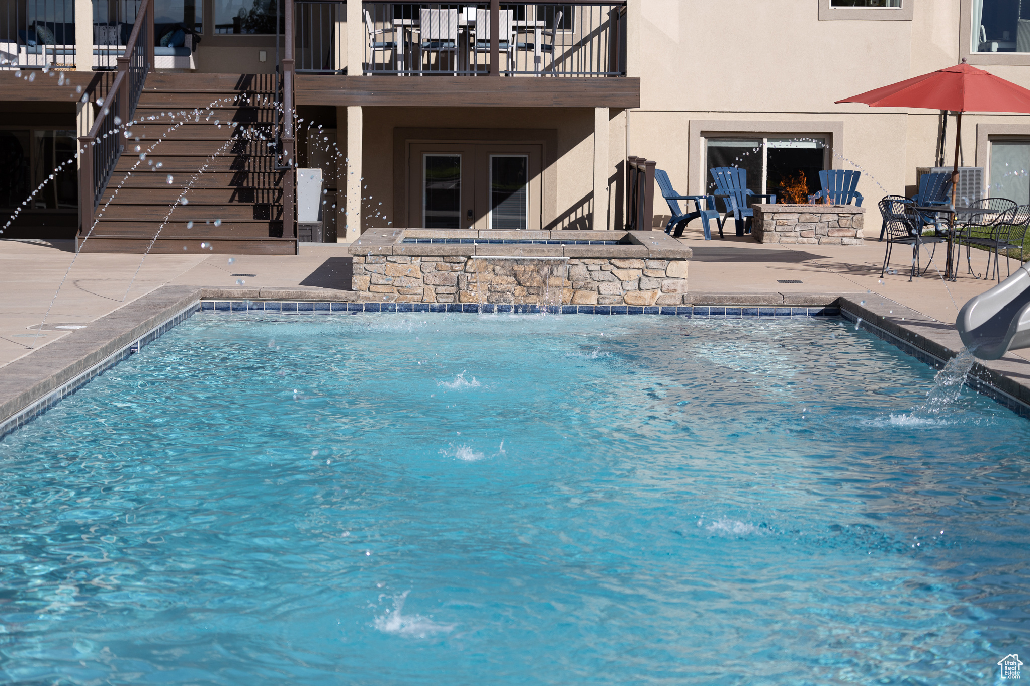 64 N SUNSET DR