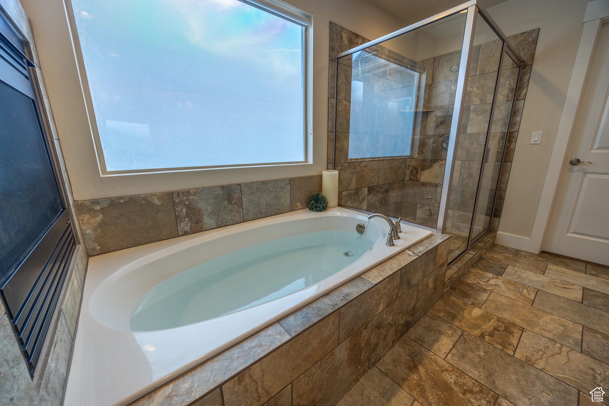64 N SUNSET DR
