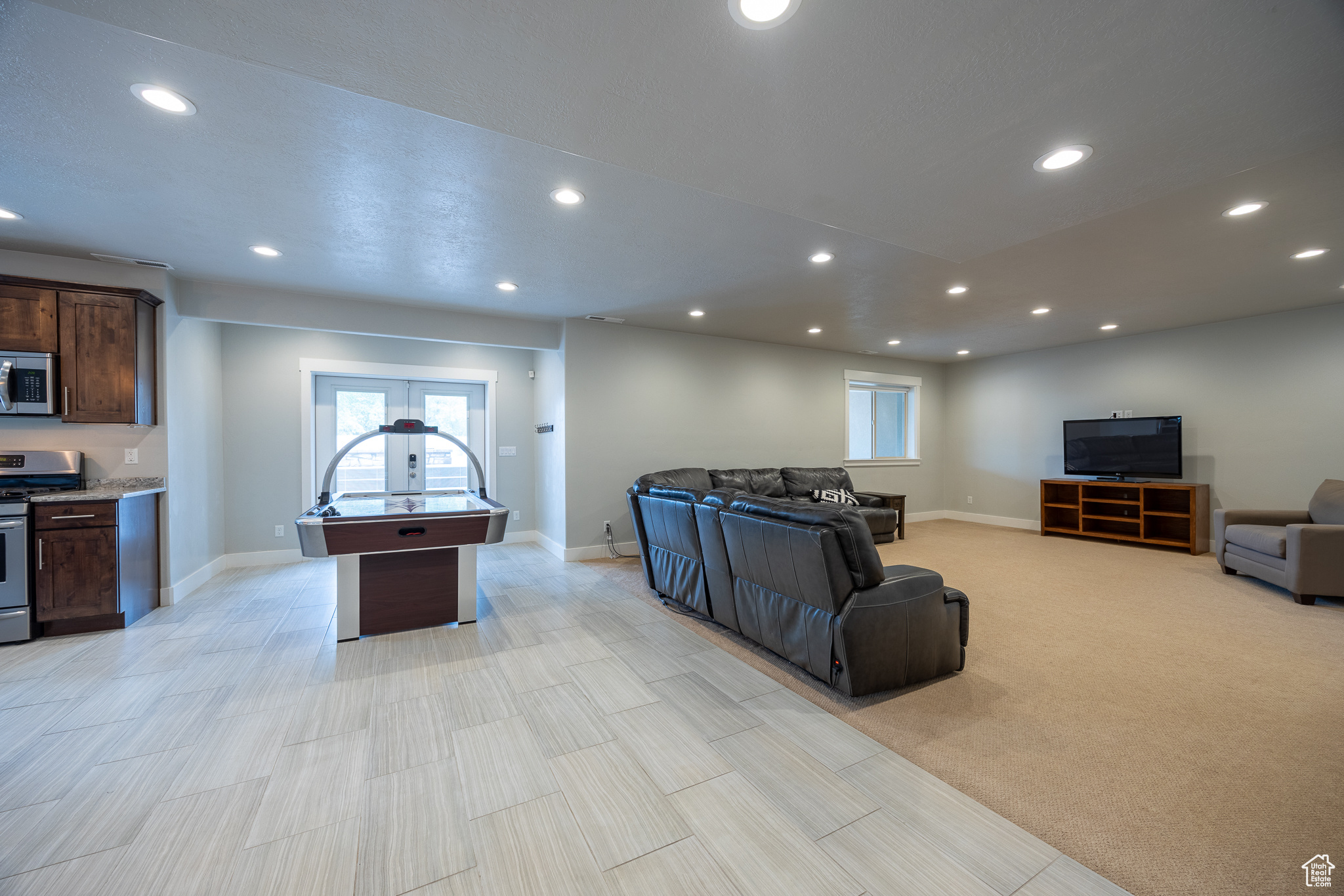 64 N SUNSET DR