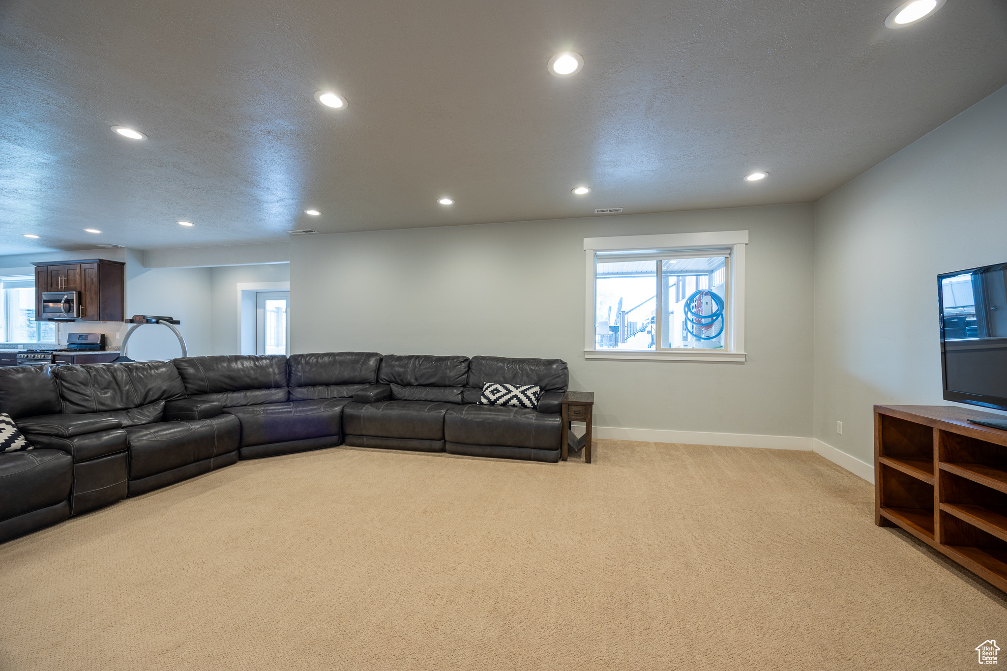 64 N SUNSET DR