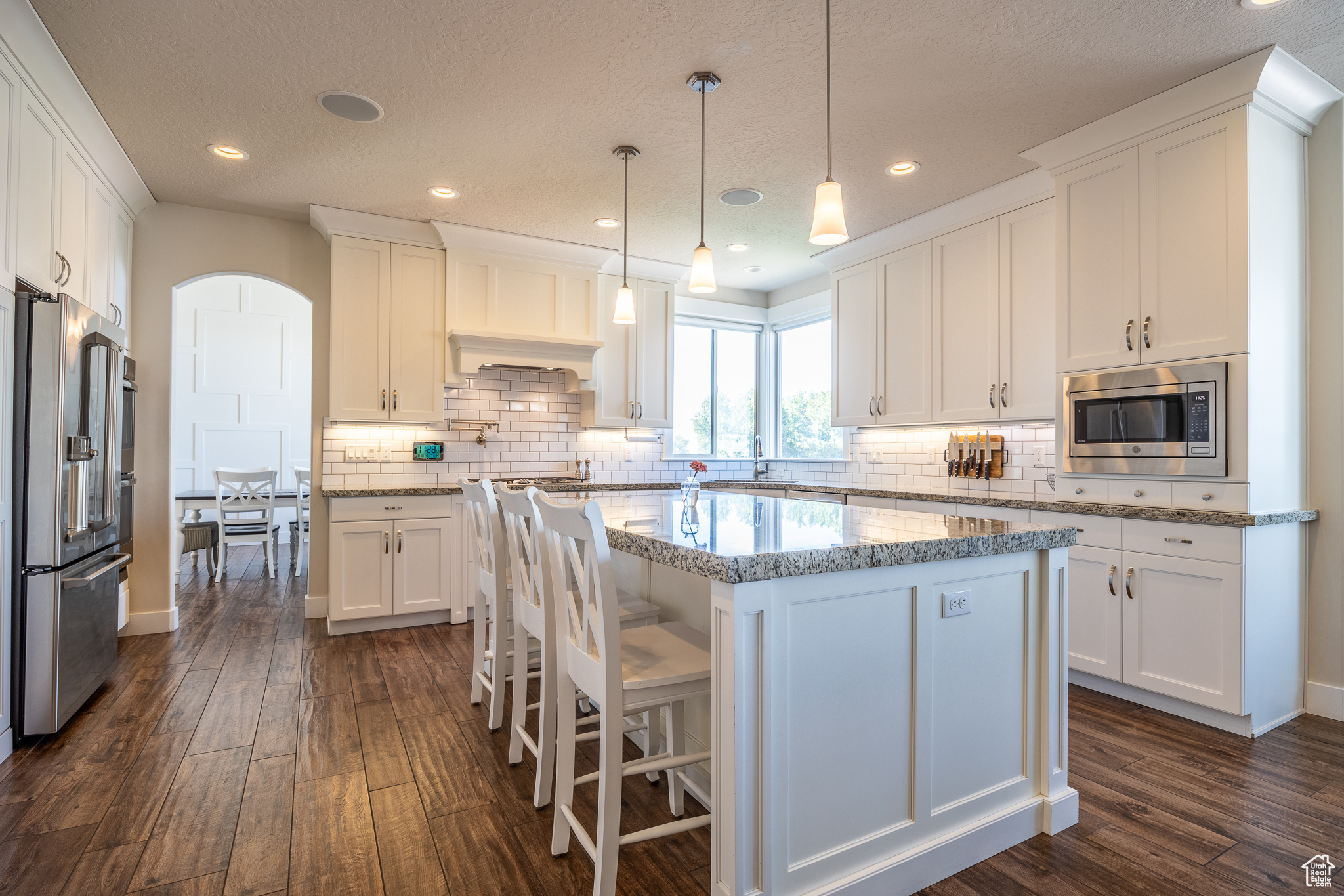 64 N SUNSET DR