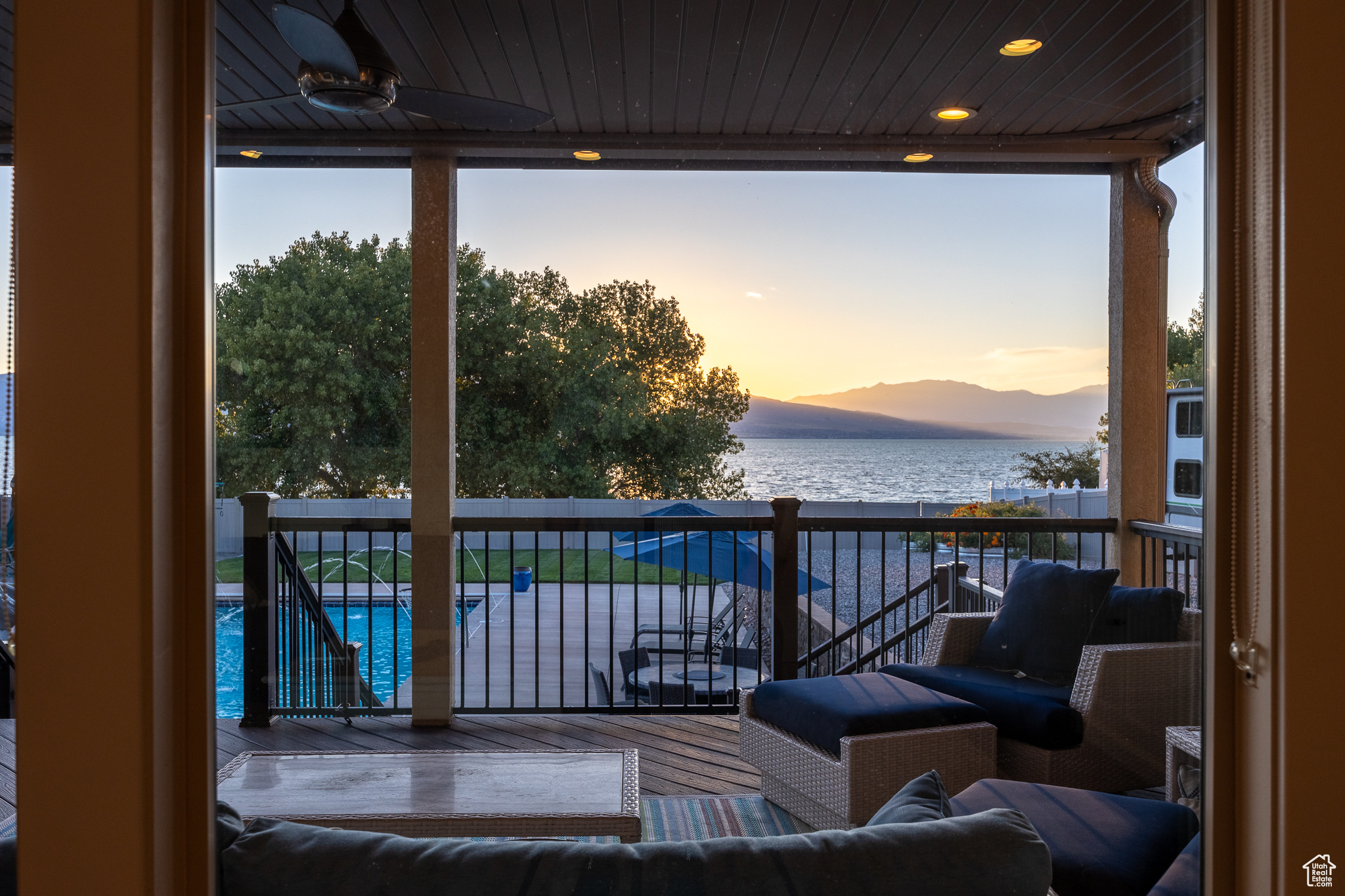 64 N SUNSET DR