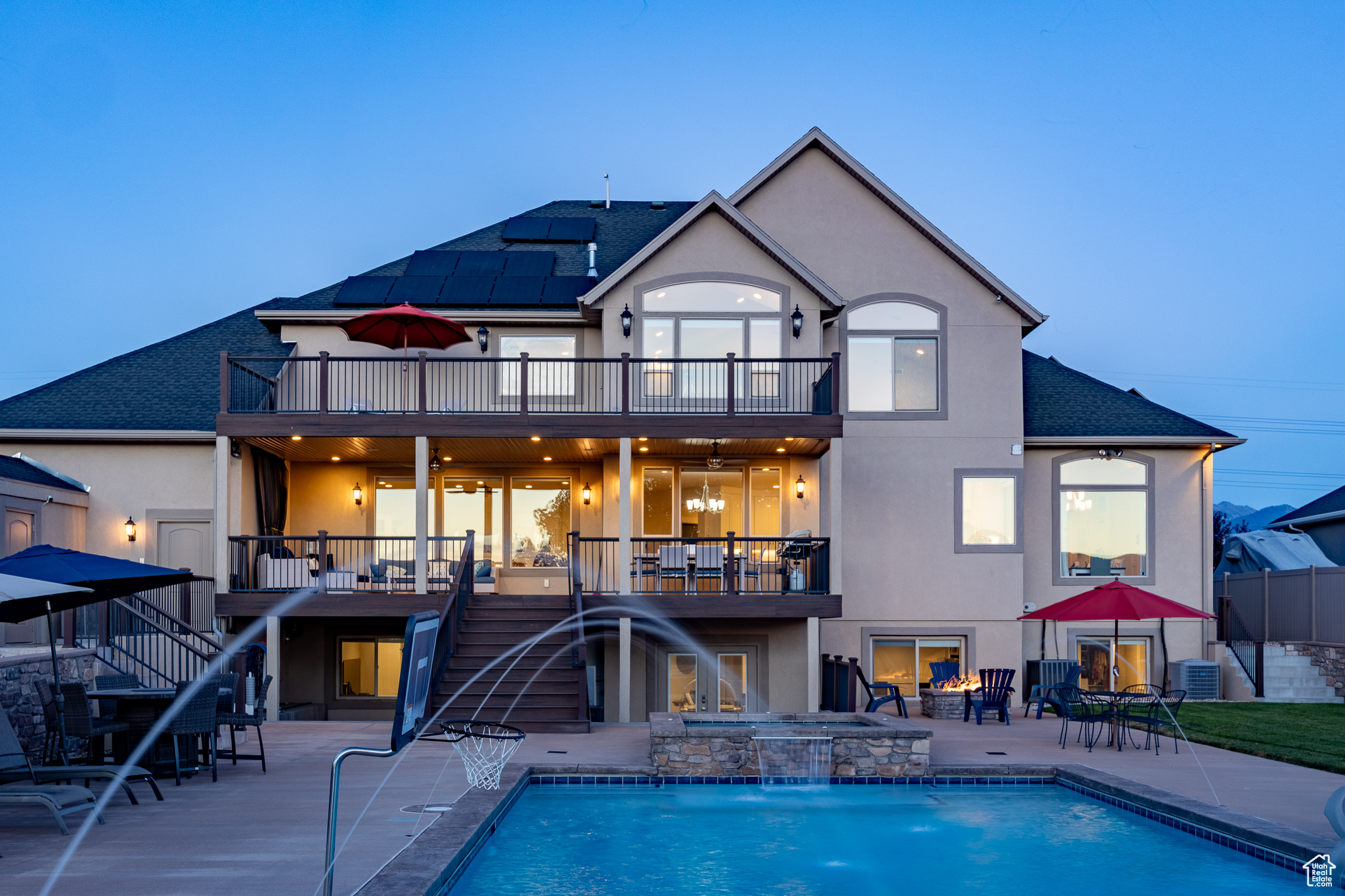 64 N SUNSET DR