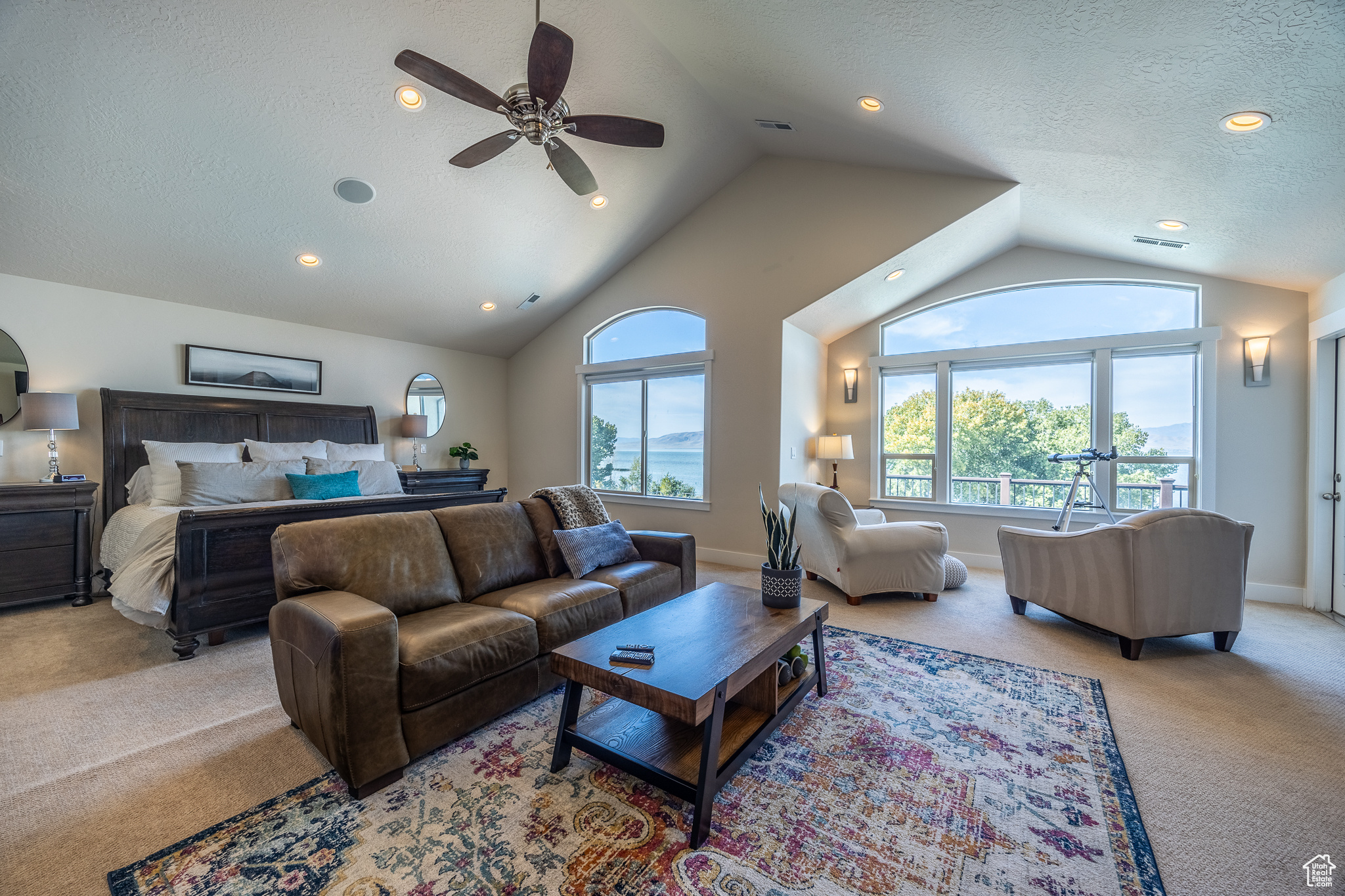 64 N SUNSET DR