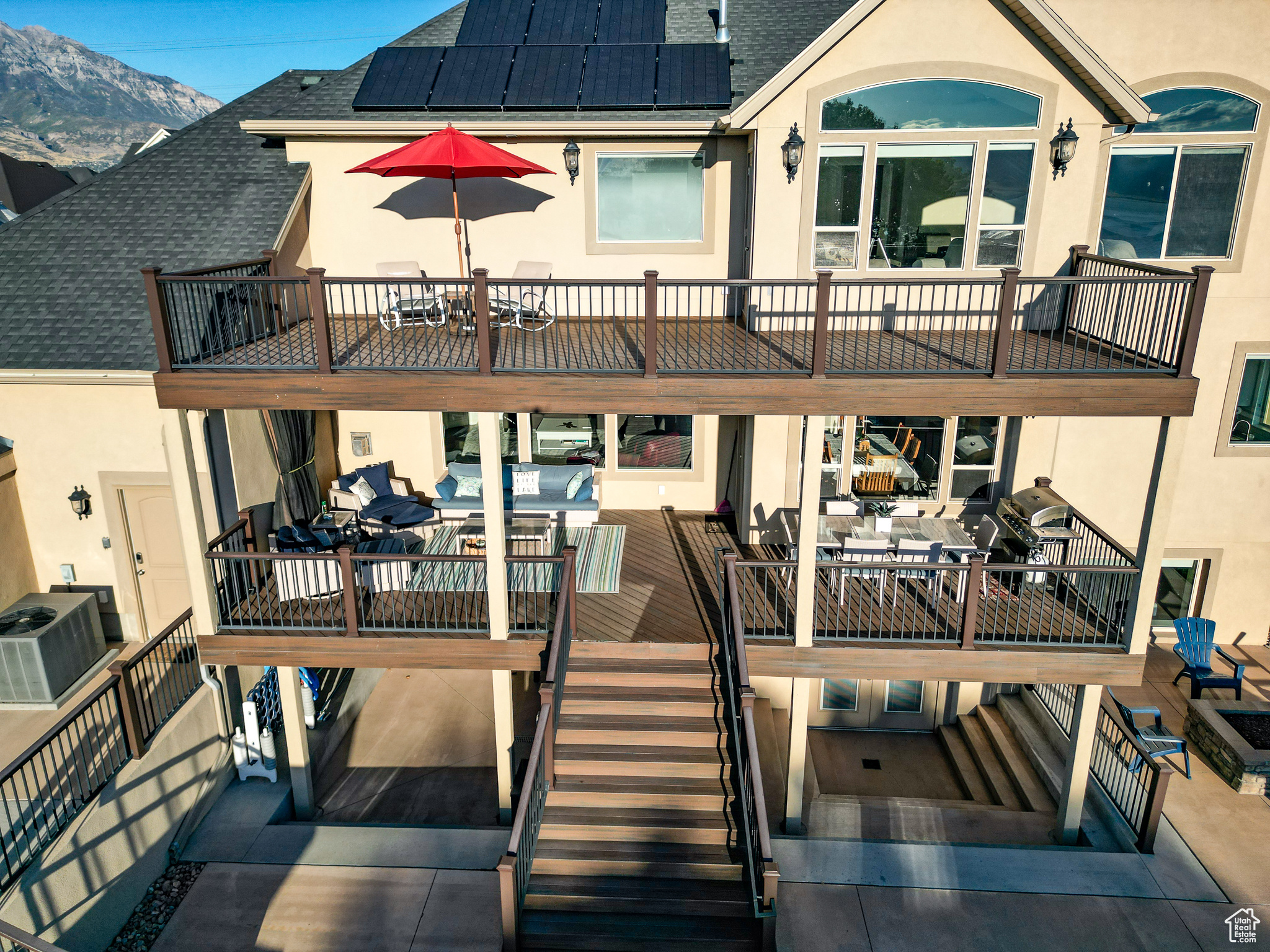 64 N SUNSET DR