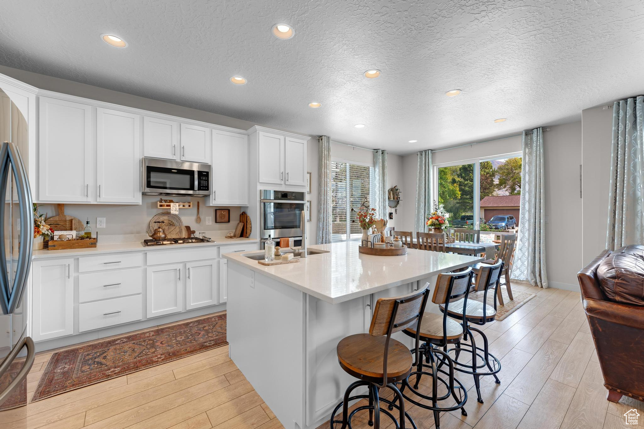 308 N OLD FARM LN