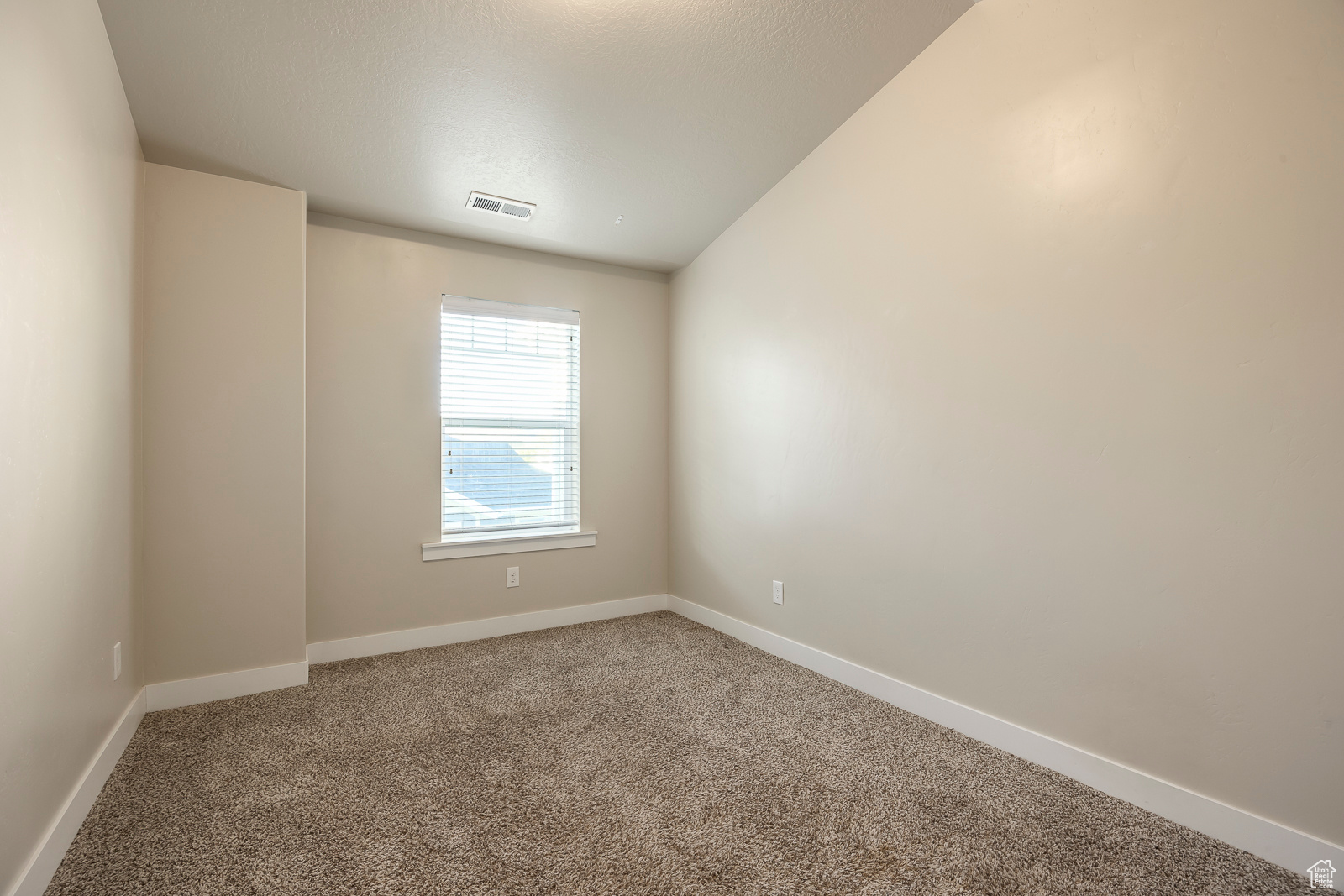 1792 E SKYLINE DR #G2