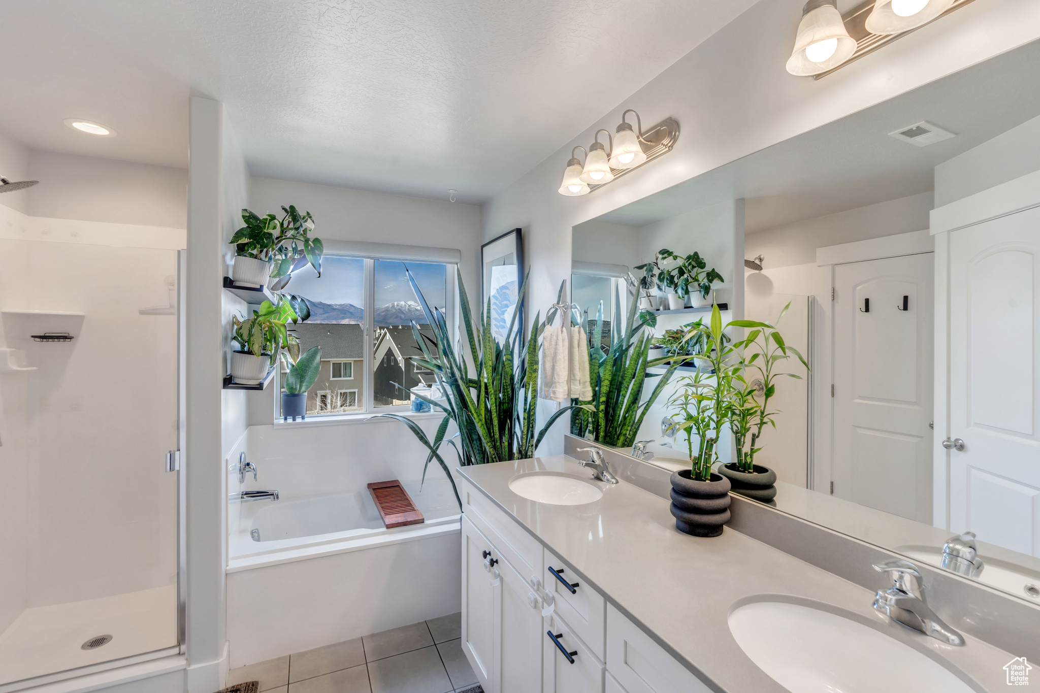 183 N EDEN BROOK WAY #201