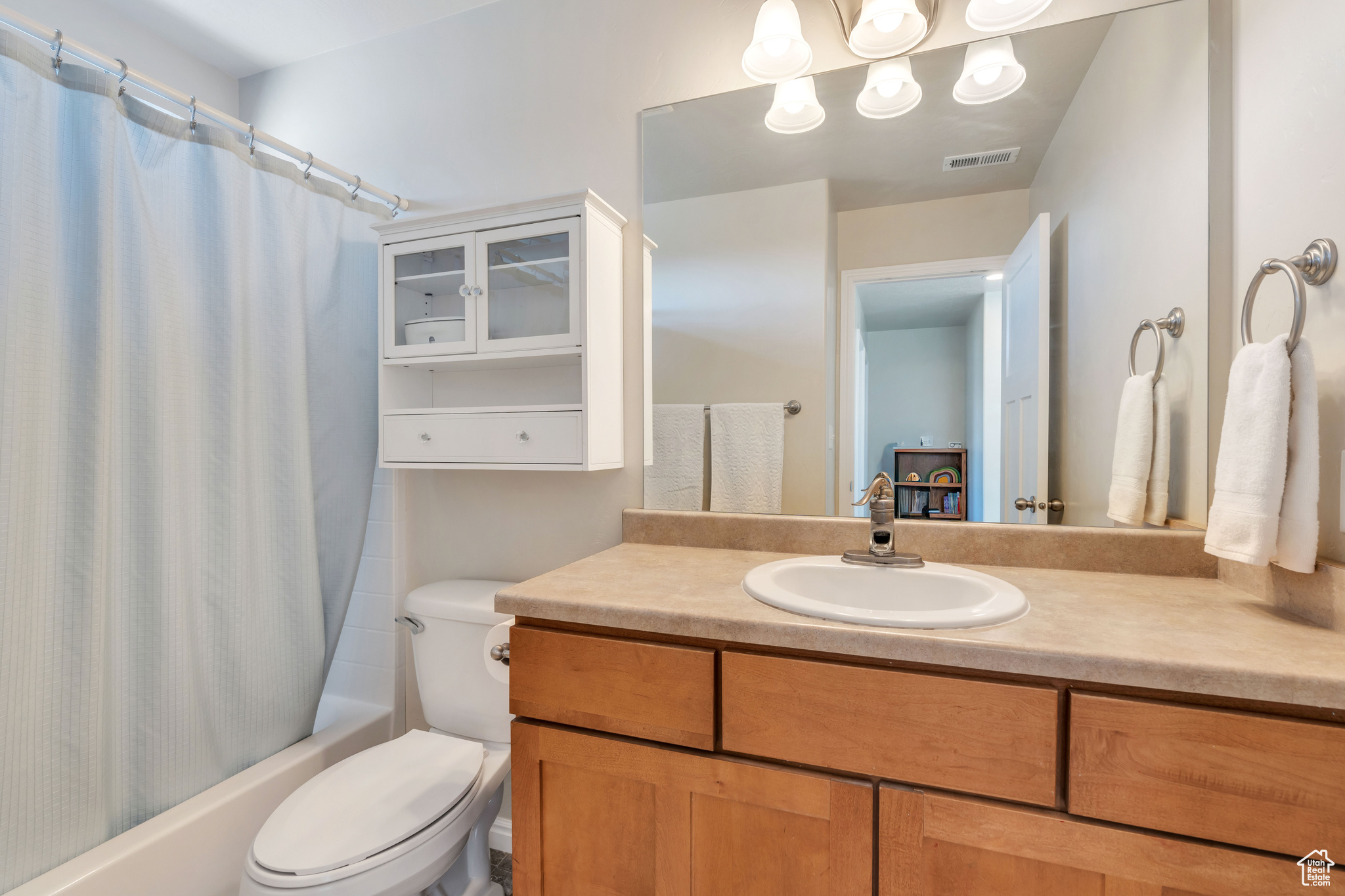 618 W ROSE BUD CT