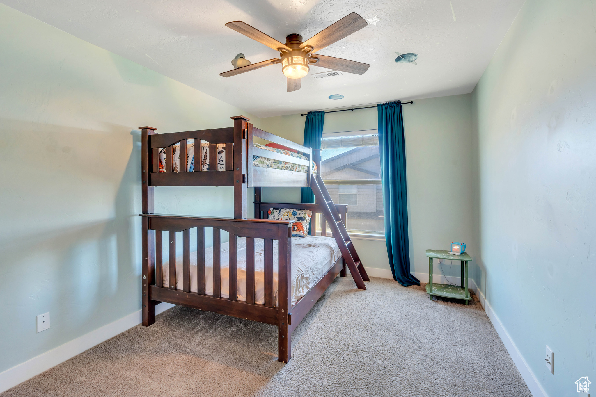 618 W ROSE BUD CT