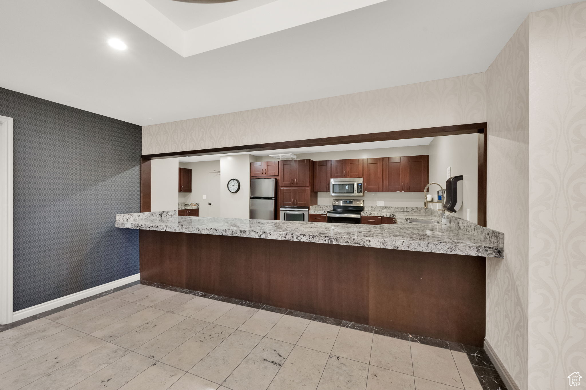 171 E 3RD AVENUE AVE #802