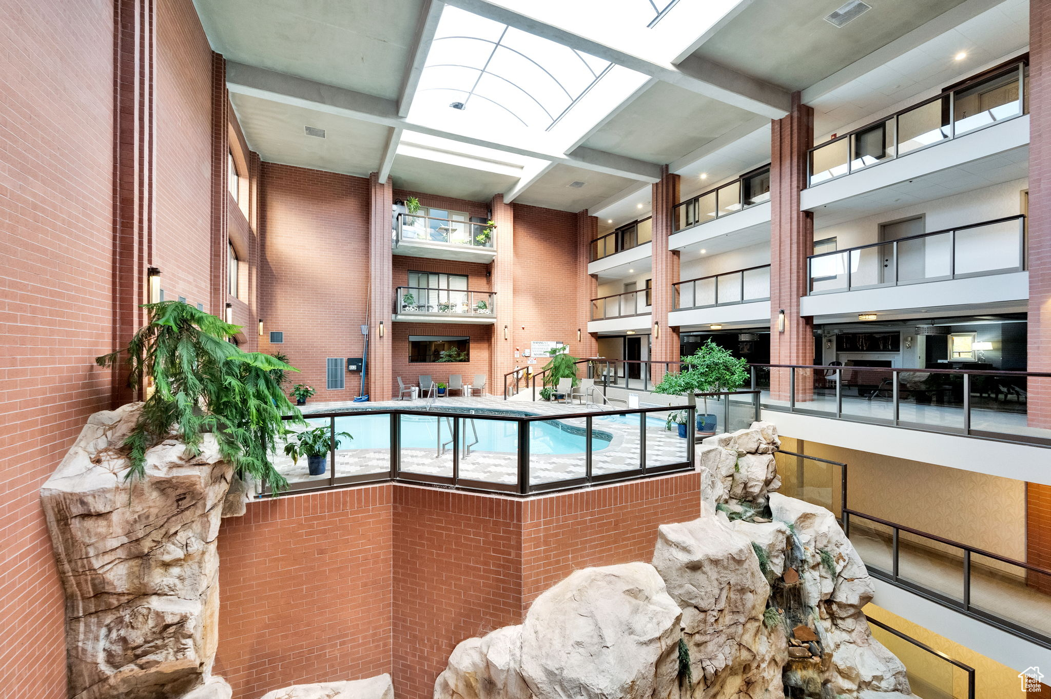 171 E 3RD AVENUE AVE #802