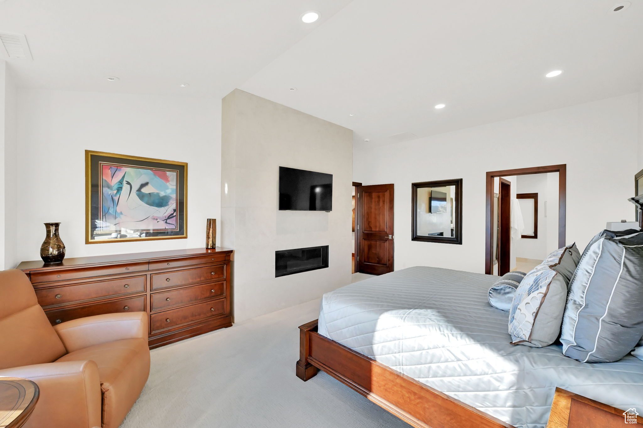 171 E 3RD AVENUE AVE #802