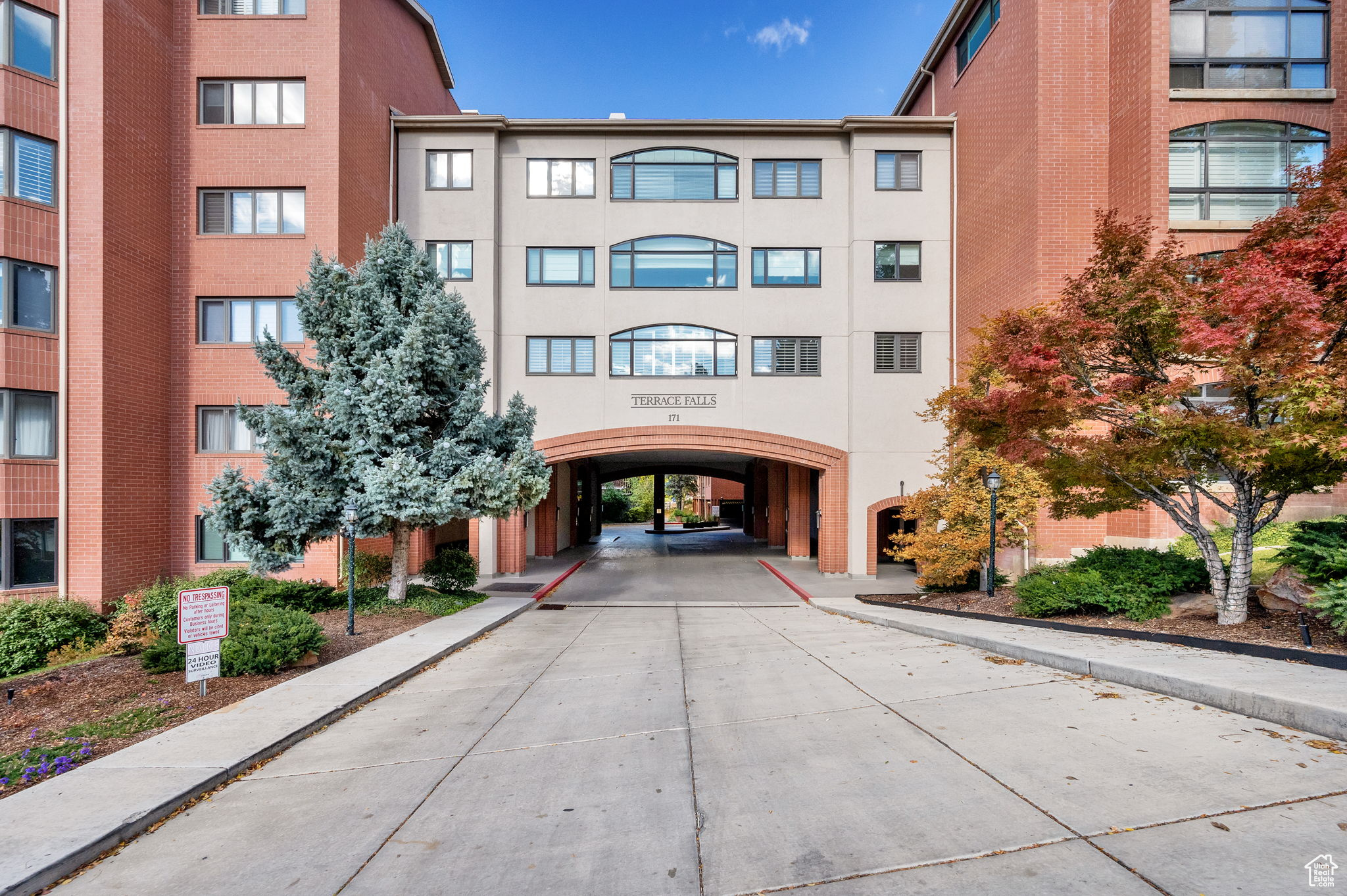 171 E 3RD AVENUE AVE #802