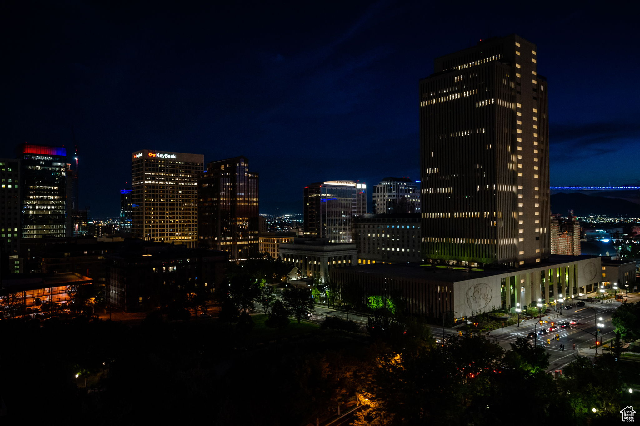 171 E 3RD AVENUE AVE #802