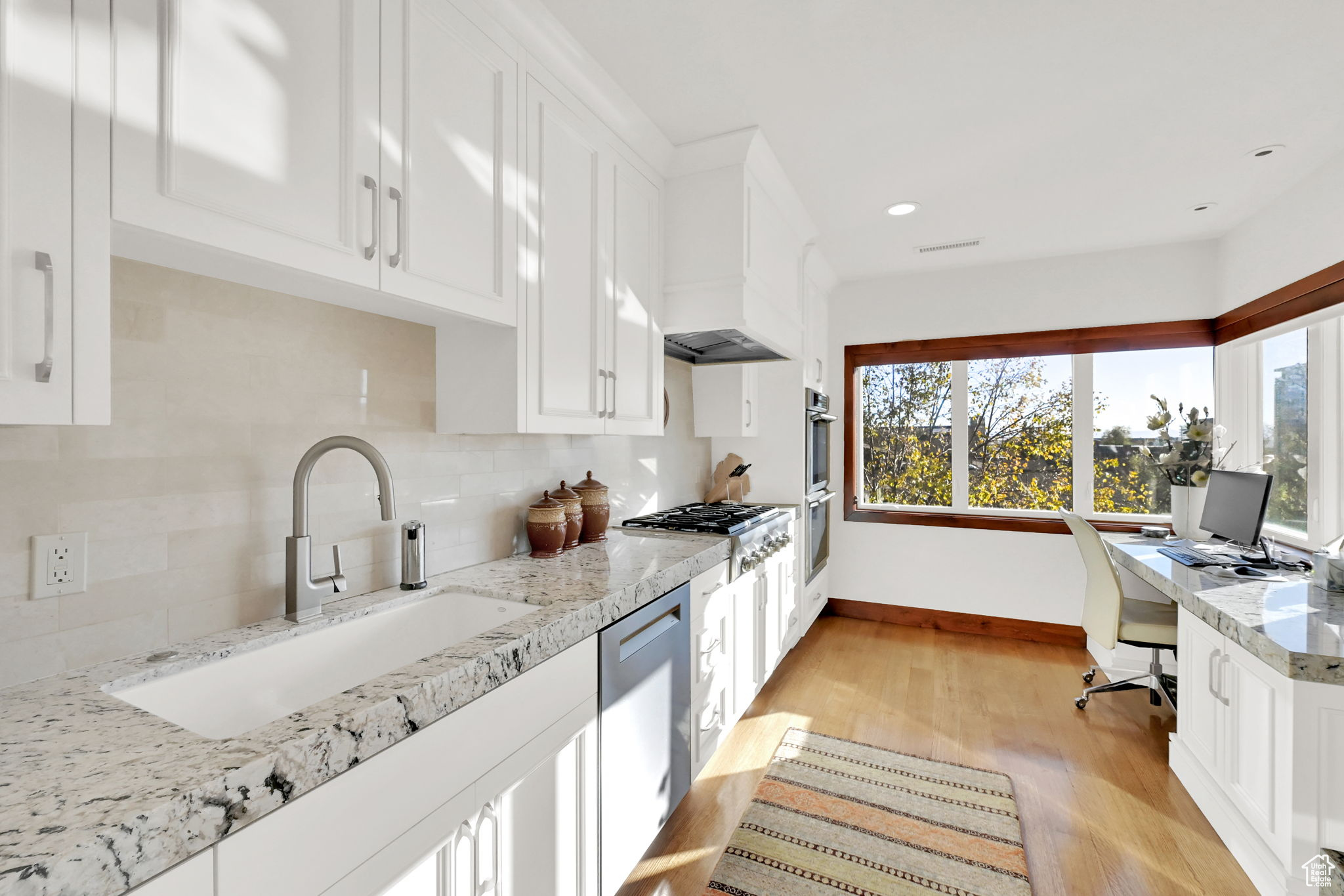 171 E 3RD AVENUE AVE #802