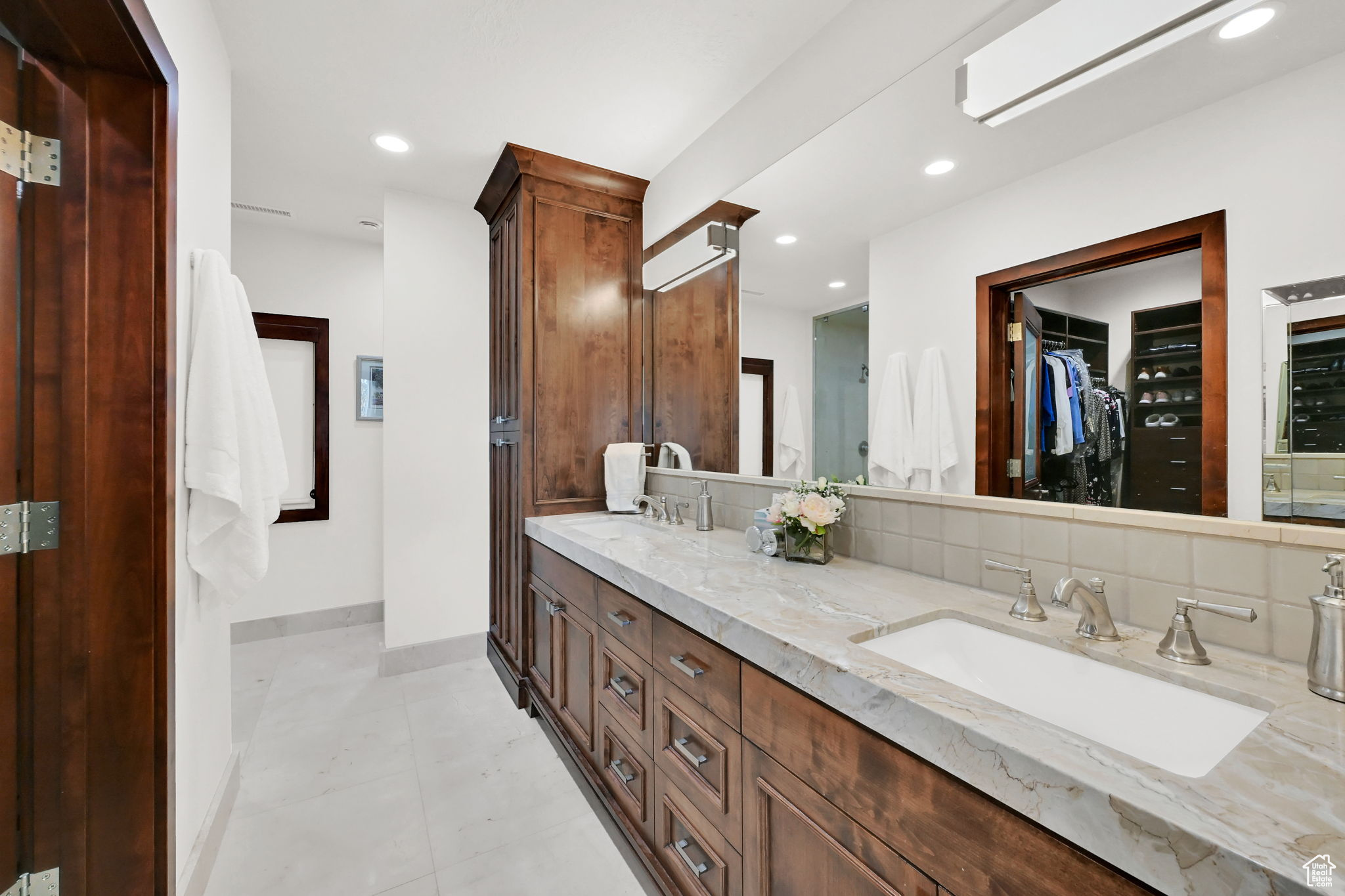 171 E 3RD AVENUE AVE #802
