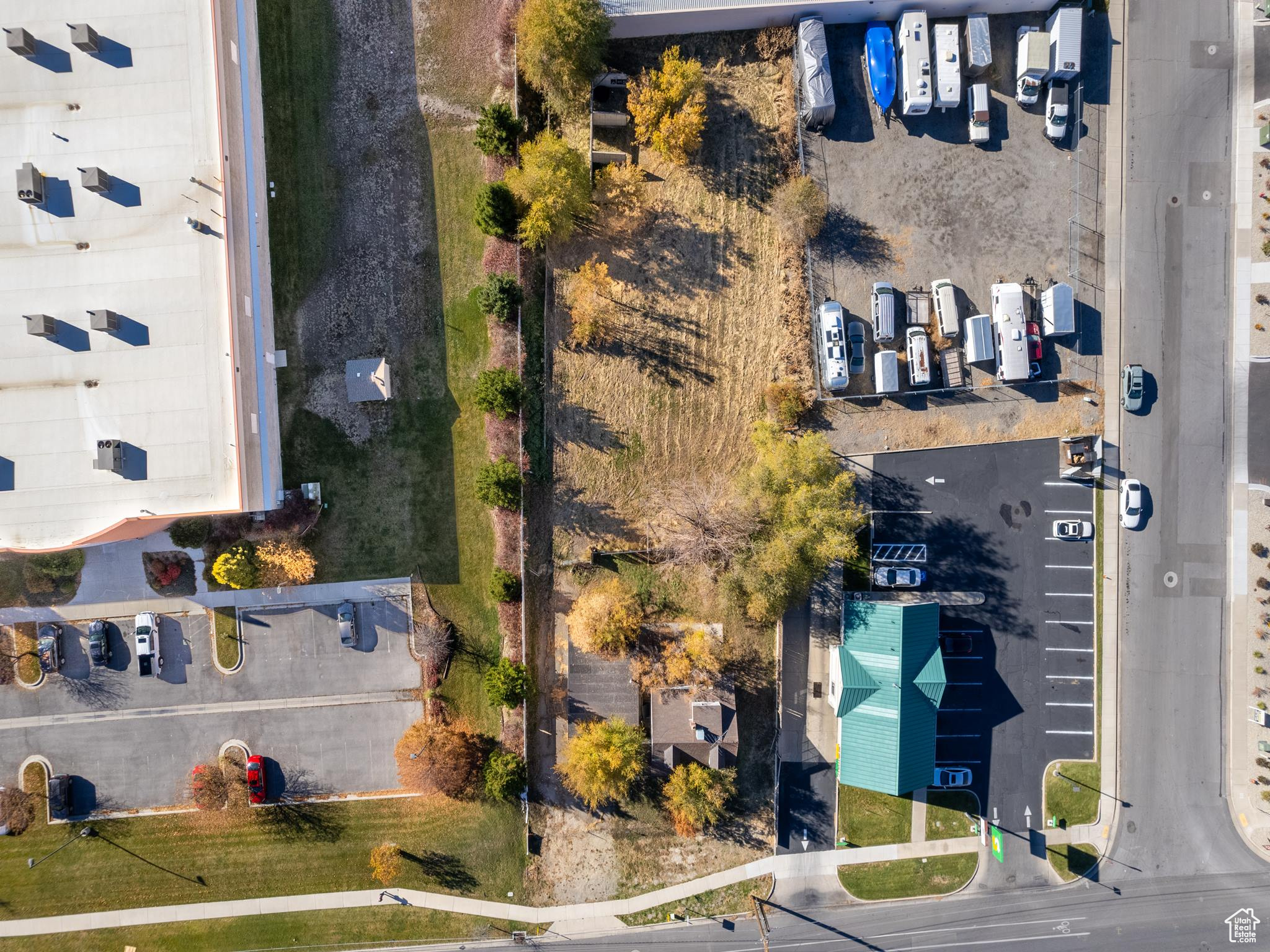 1001 N MAIN ST