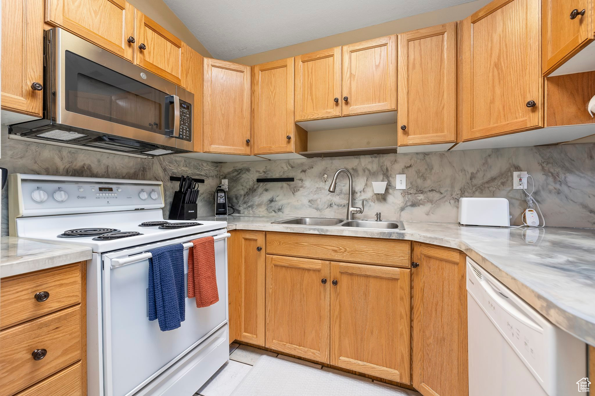 1303 RIVER SIDE AVE #34