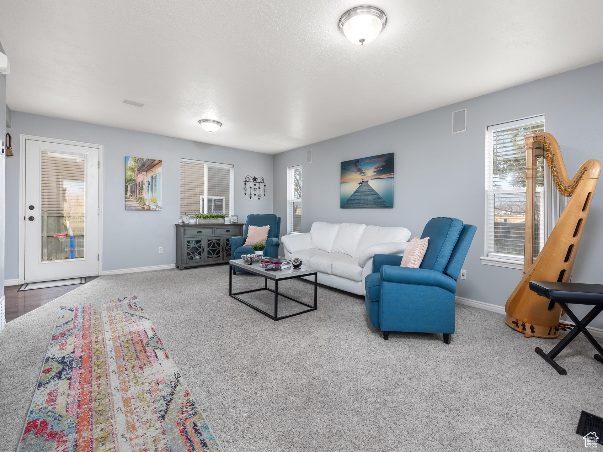 3726 E NAVAJO DR