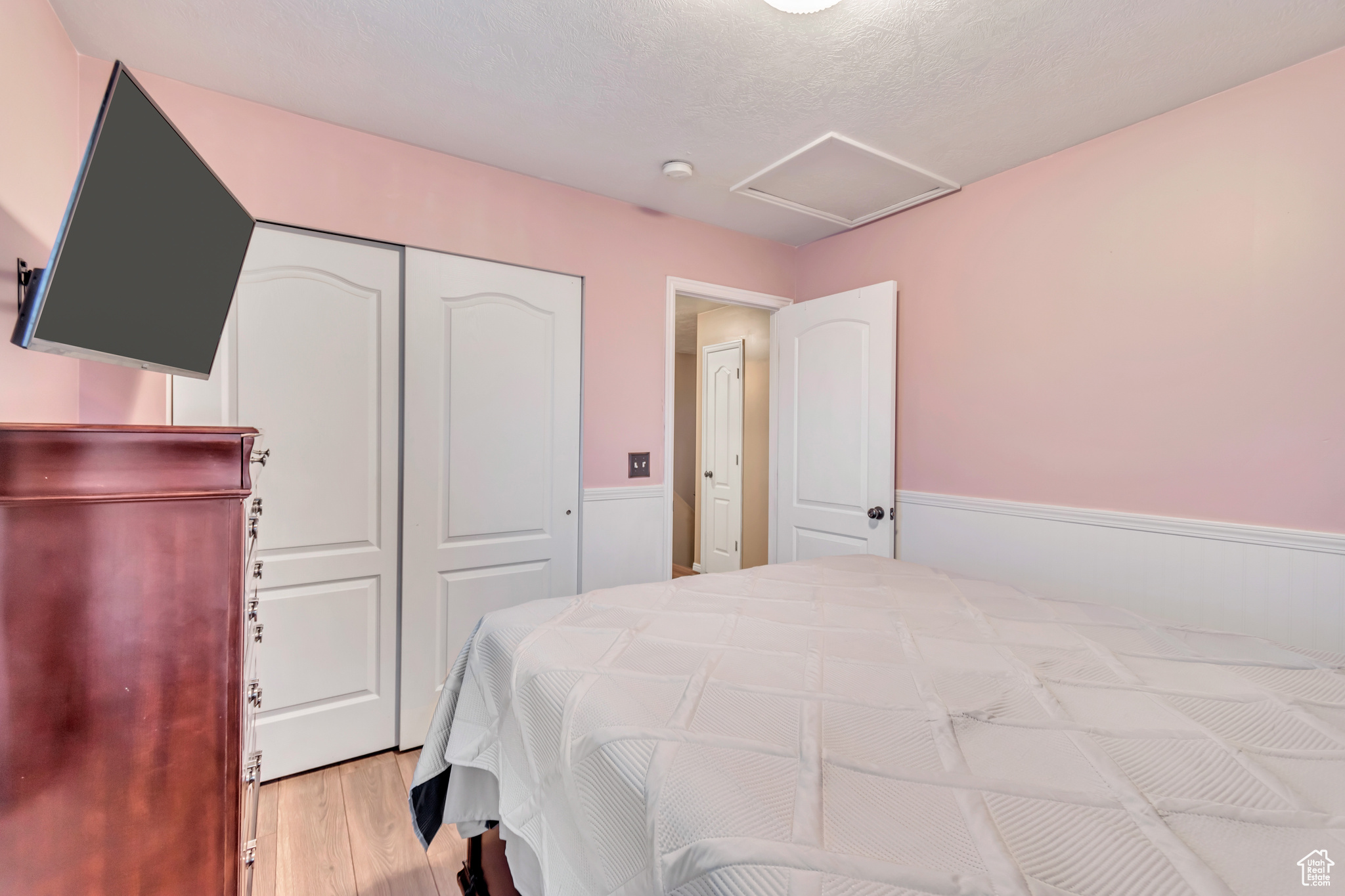 7706 S NEW SNOWBELL LN