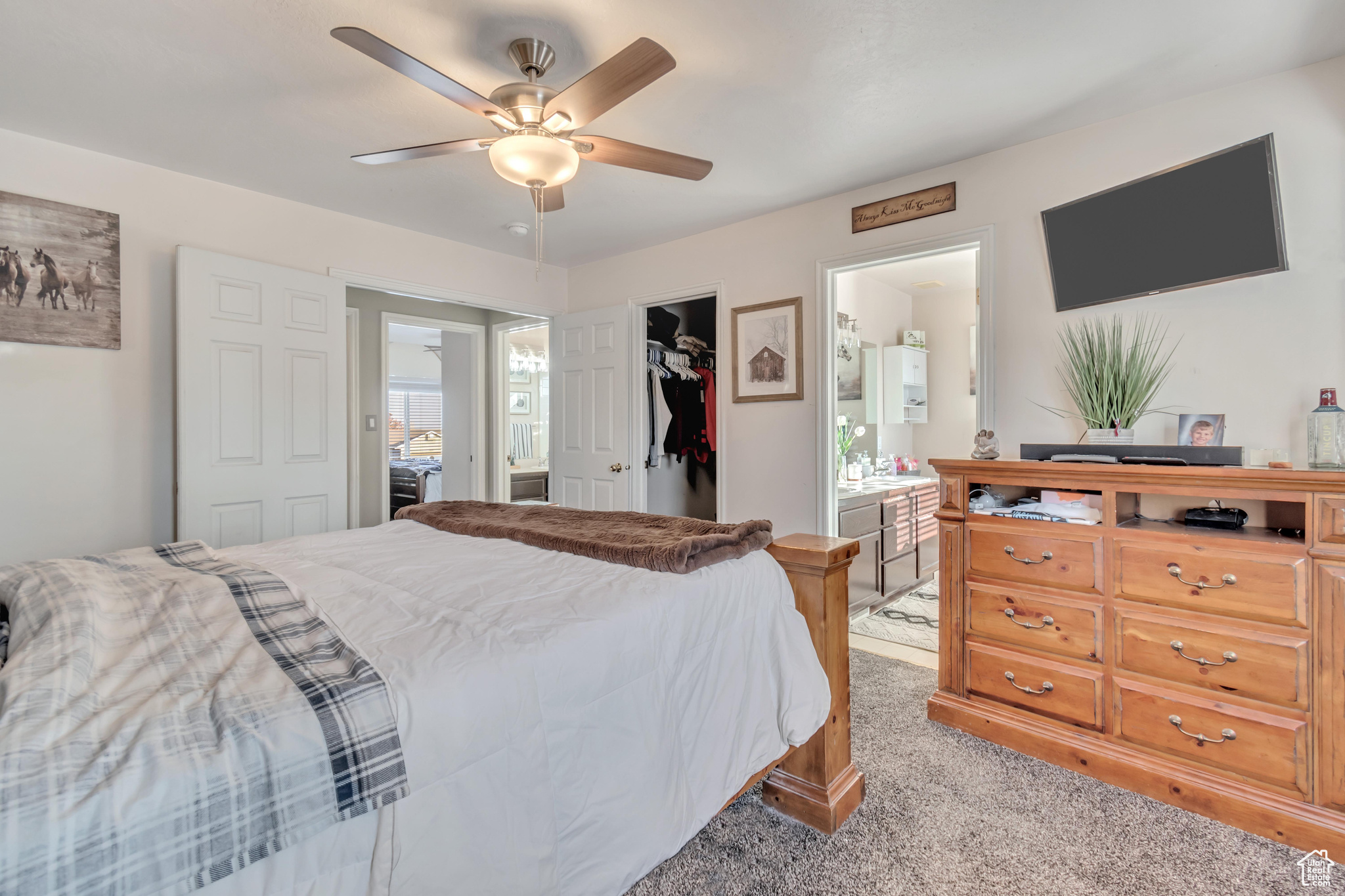 4621 W SLICK ROCK CV