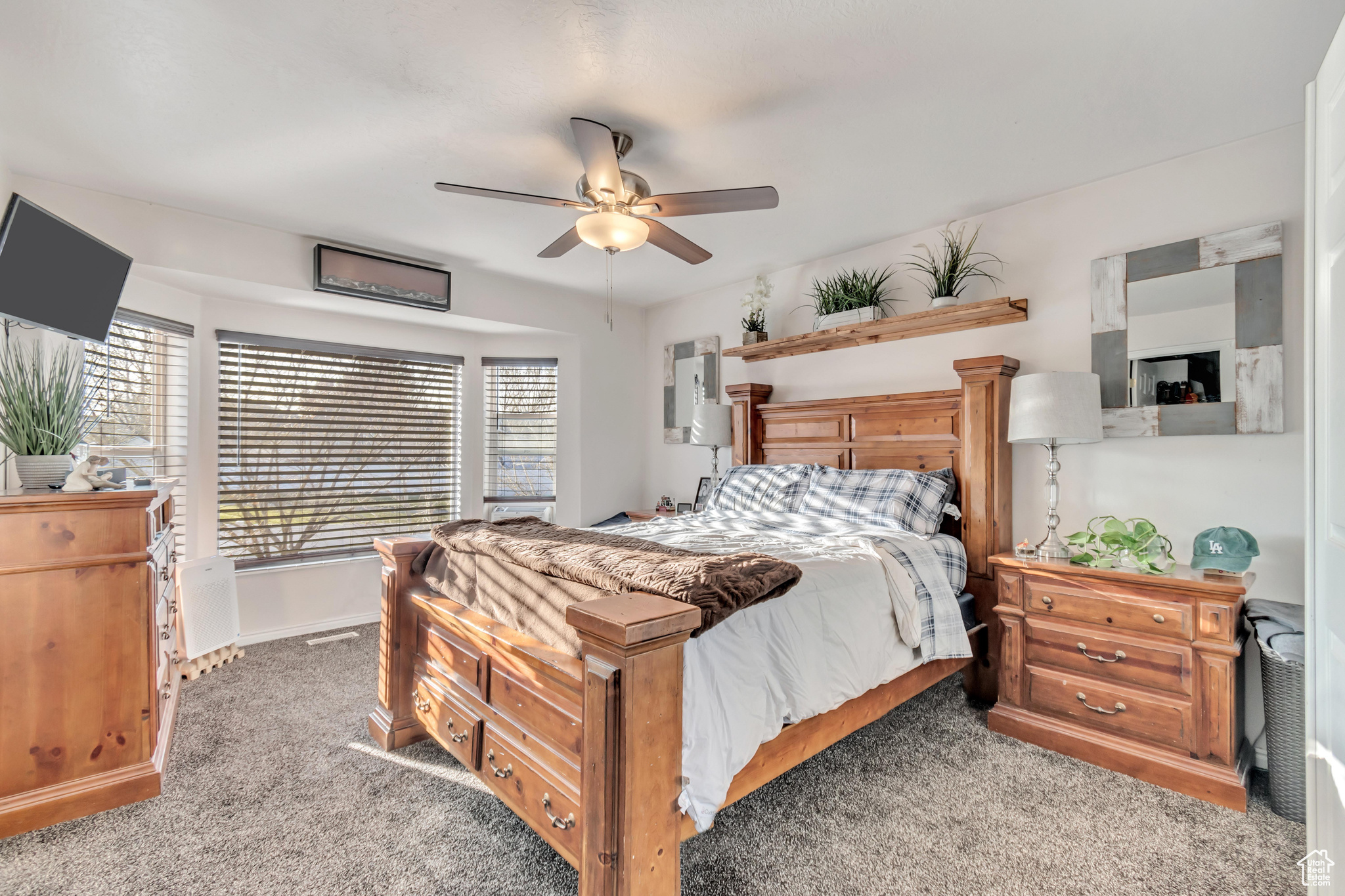 4621 W SLICK ROCK CV