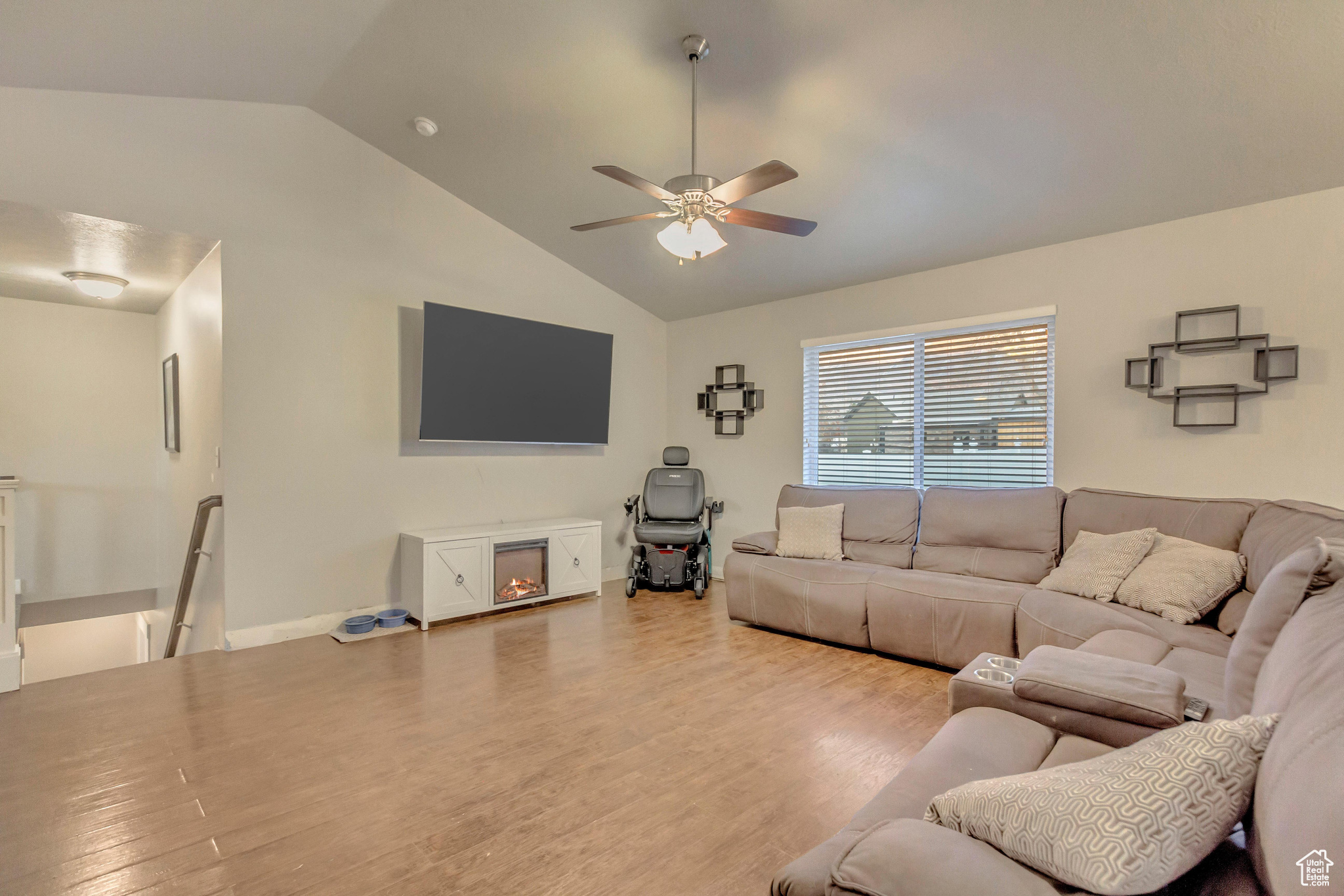 188 N 150 CIR