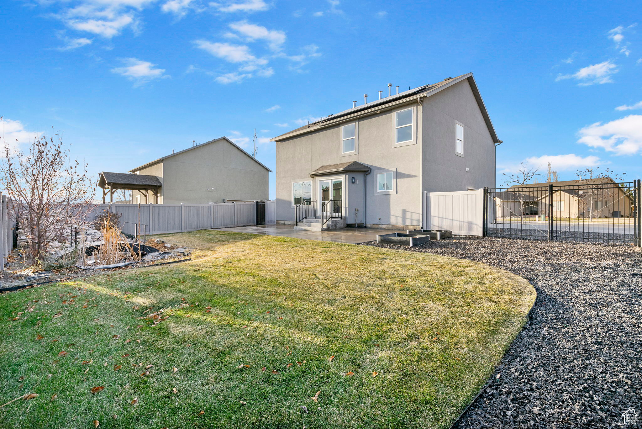 1167 W 1425 S