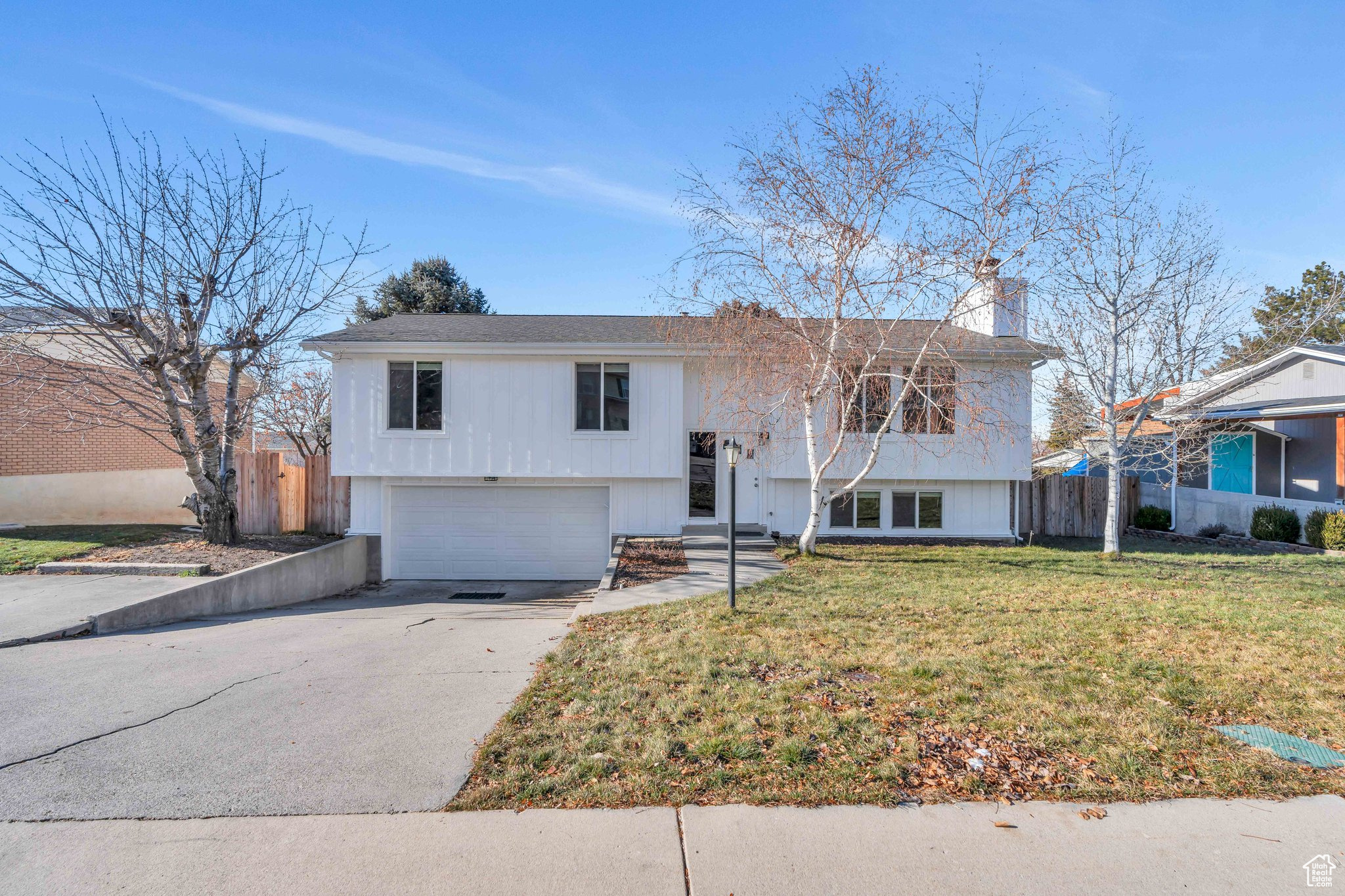 500 S VALLEY VIEW DR