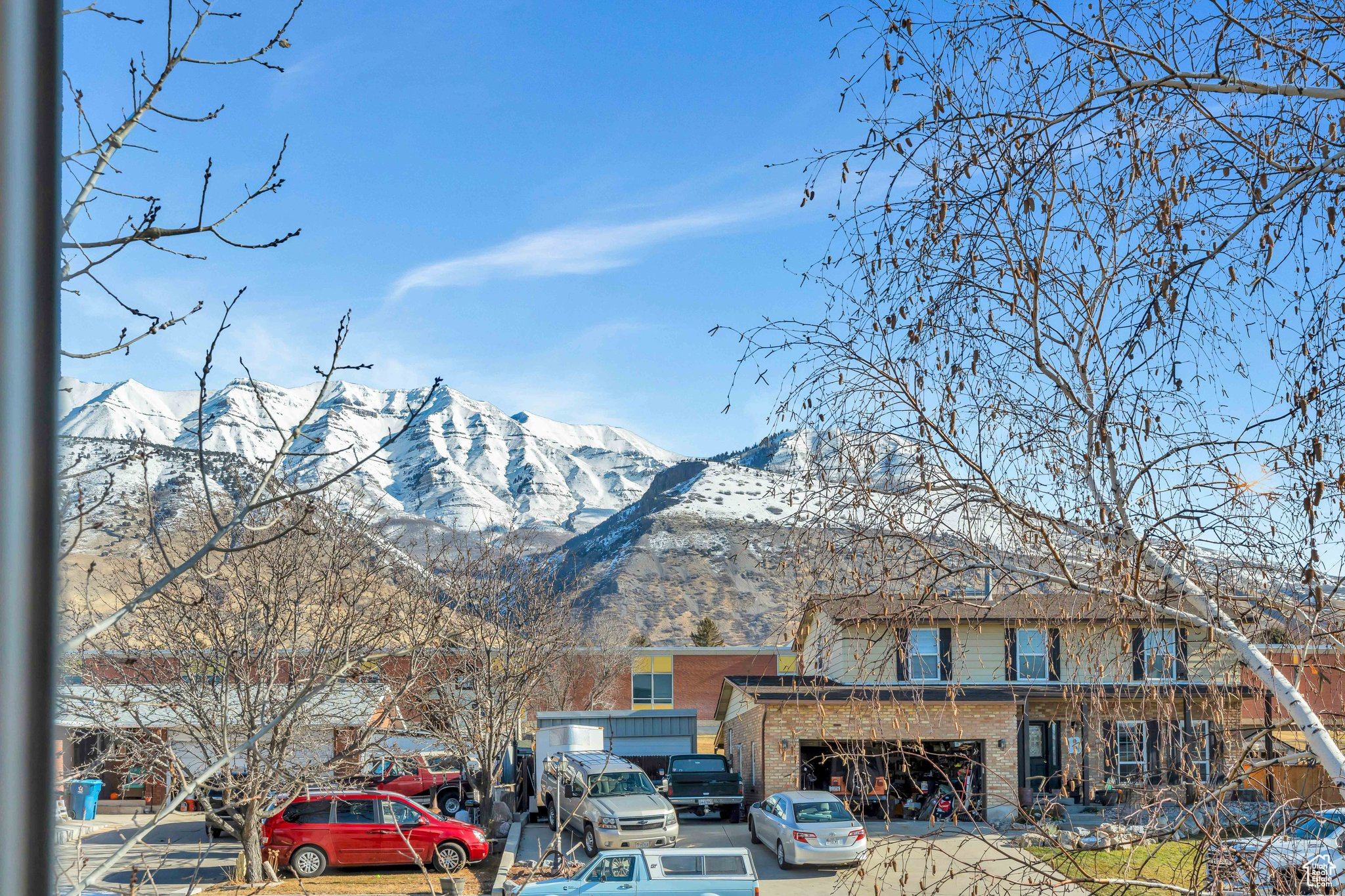 500 S VALLEY VIEW DR