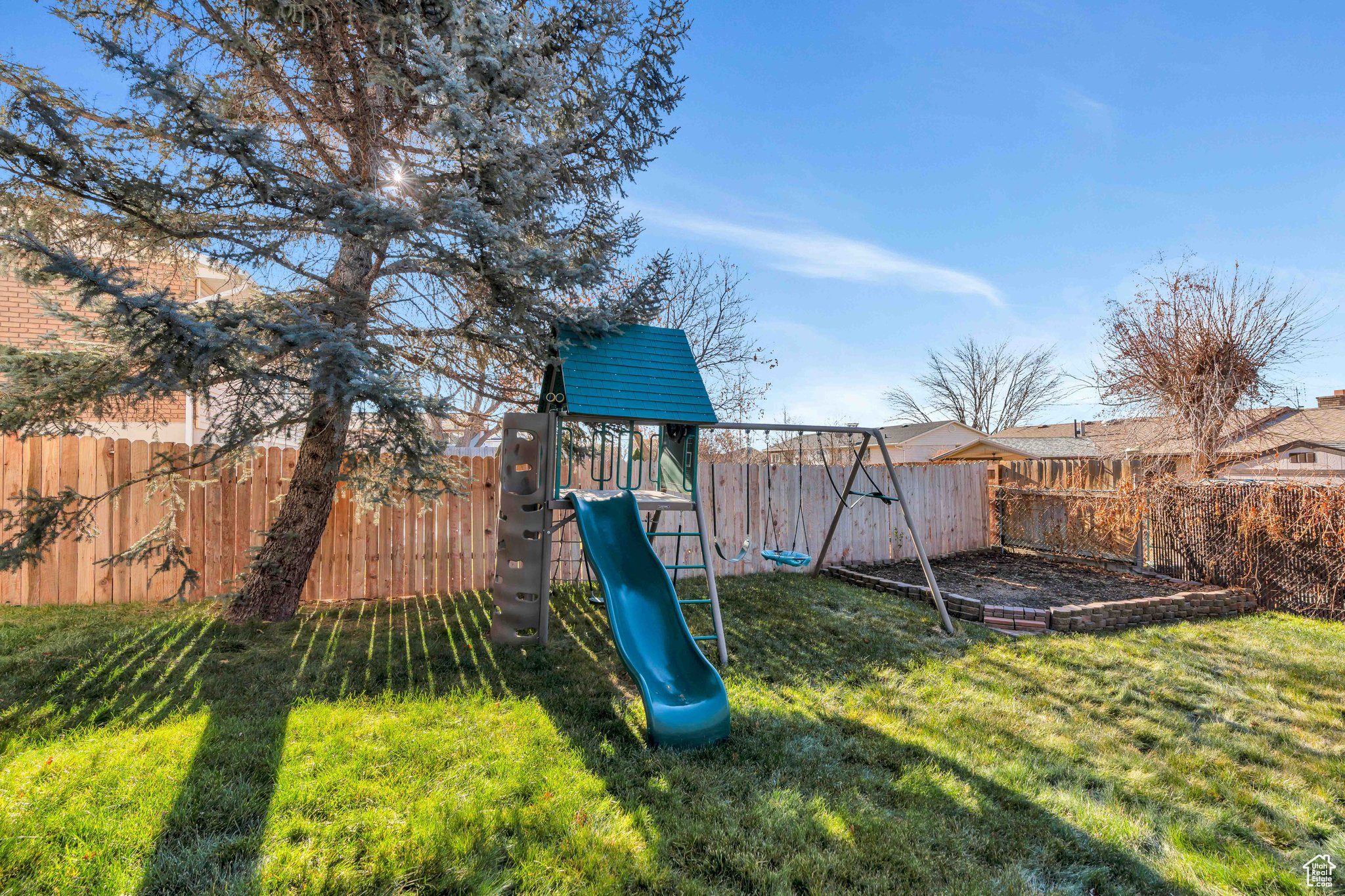 500 S VALLEY VIEW DR