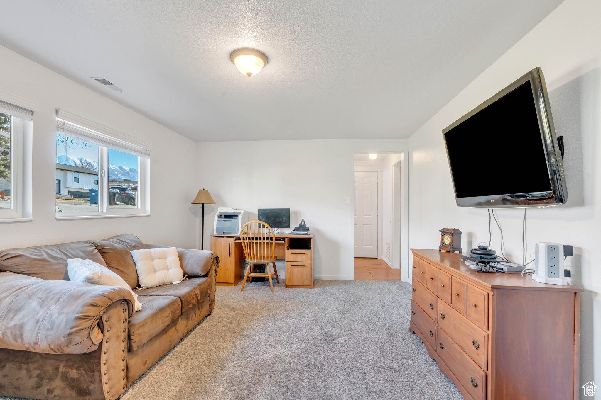 500 S VALLEY VIEW DR