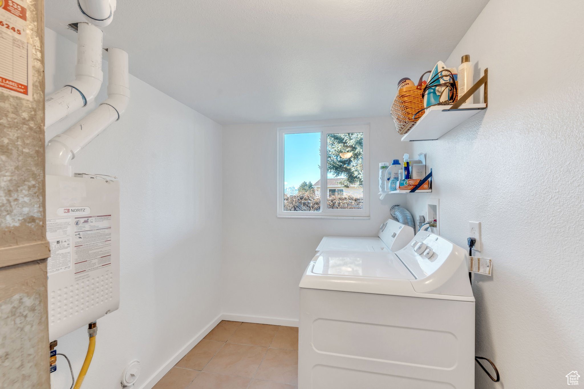 500 S VALLEY VIEW DR