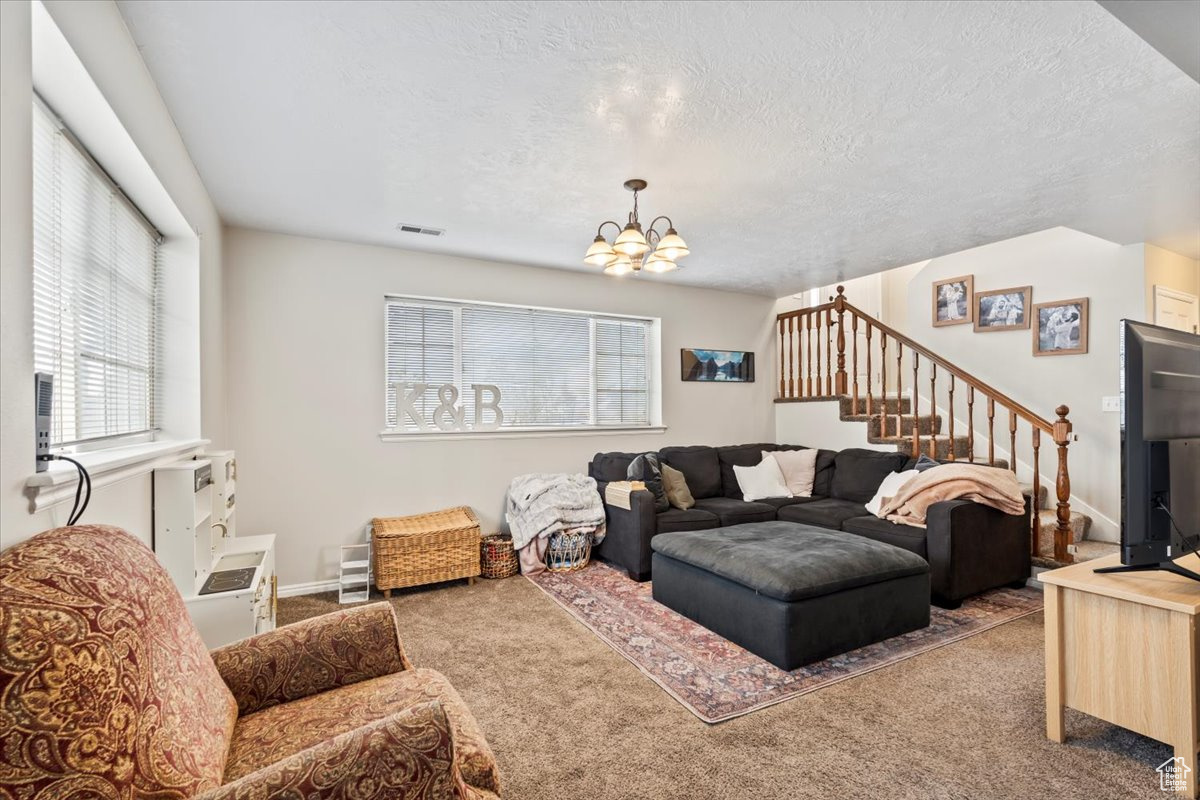1767 W GARDEN DR