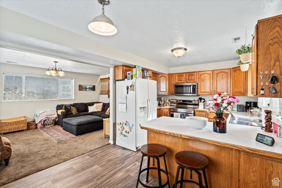 1767 W GARDEN DR