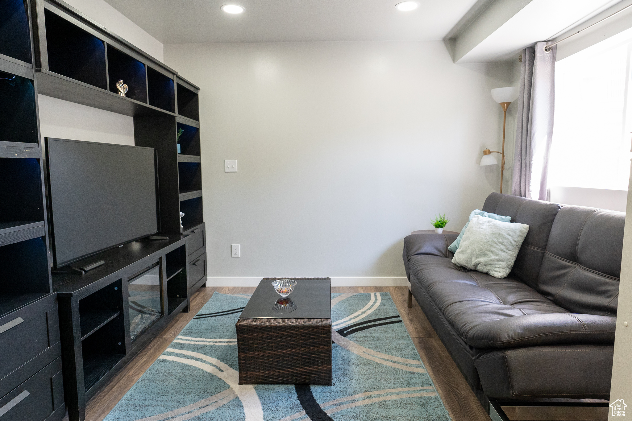 4961 W SWAN HILL CV