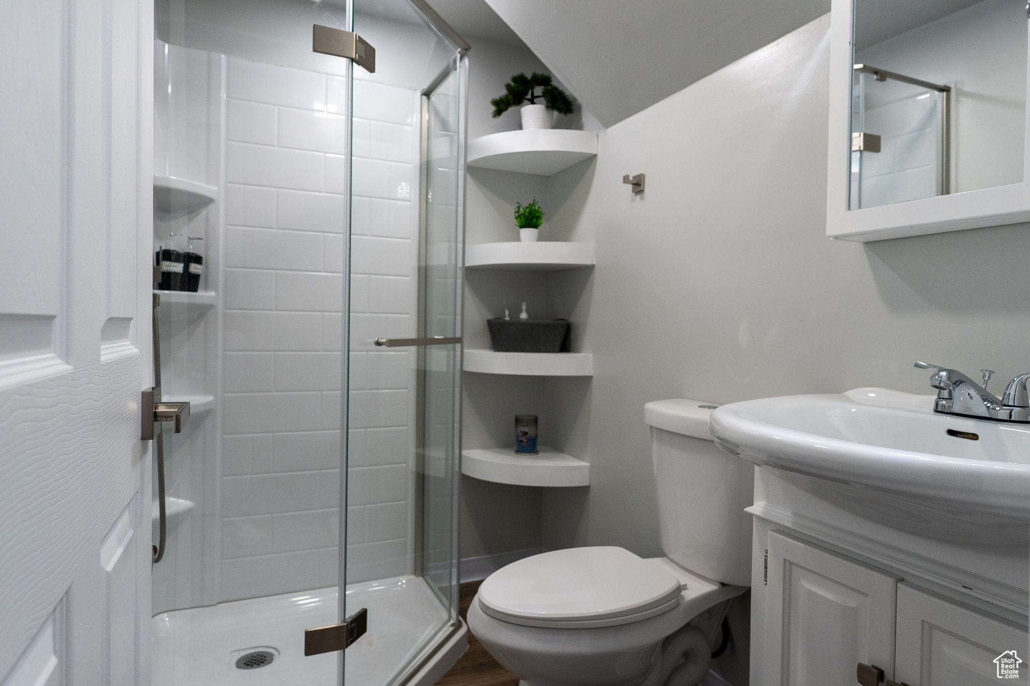 4961 W SWAN HILL CV