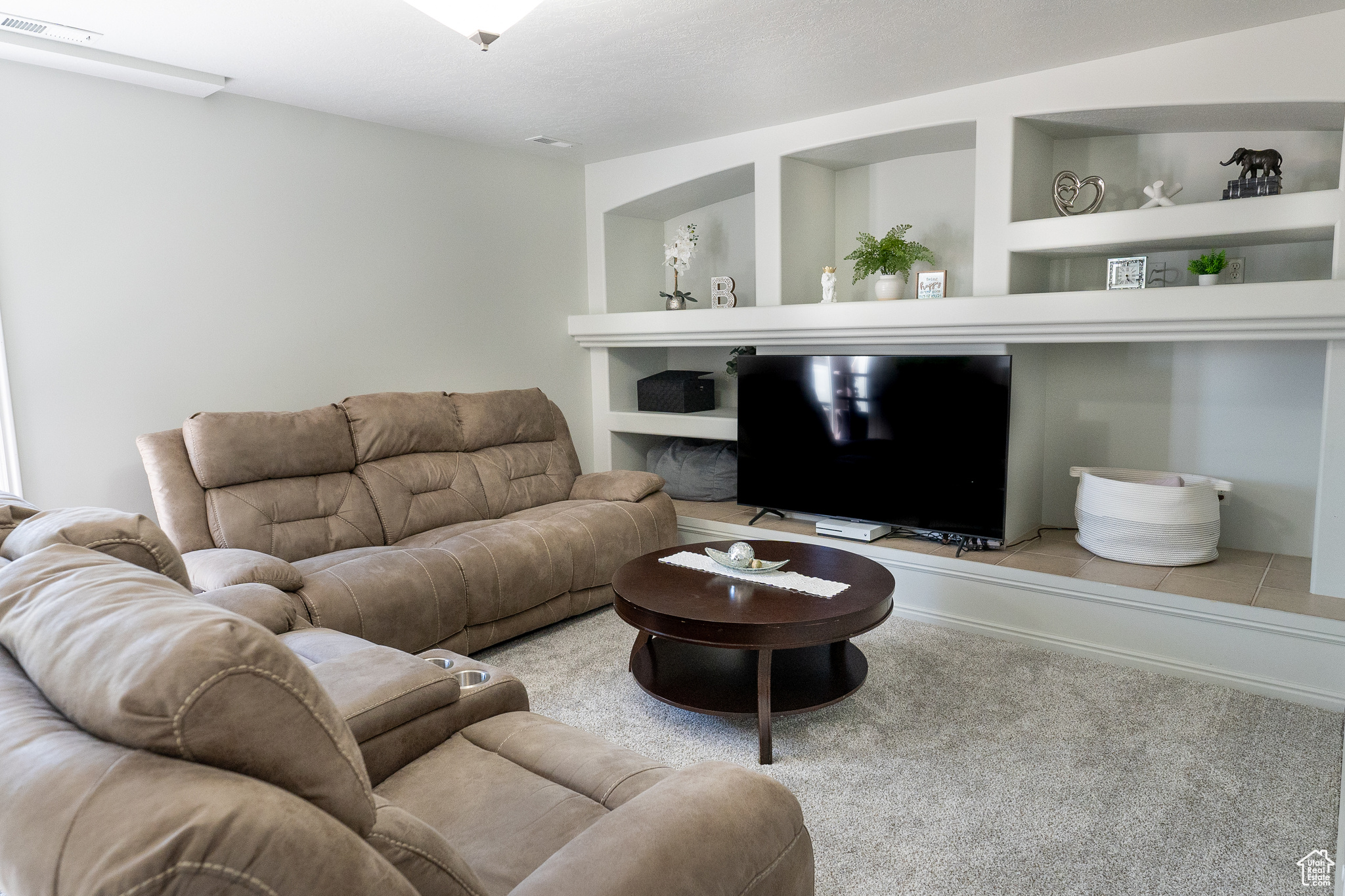 4961 W SWAN HILL CV