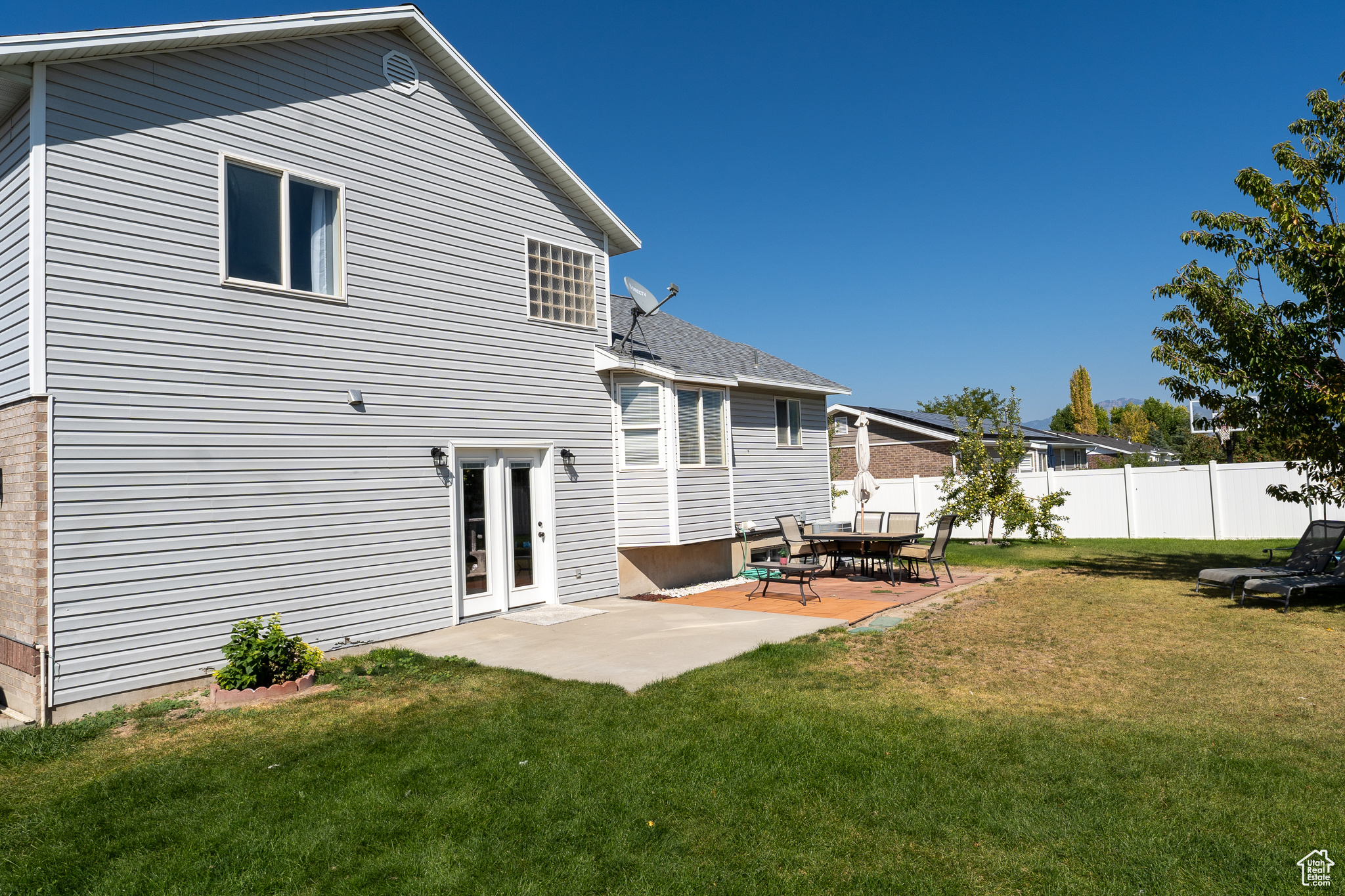 4961 W SWAN HILL CV