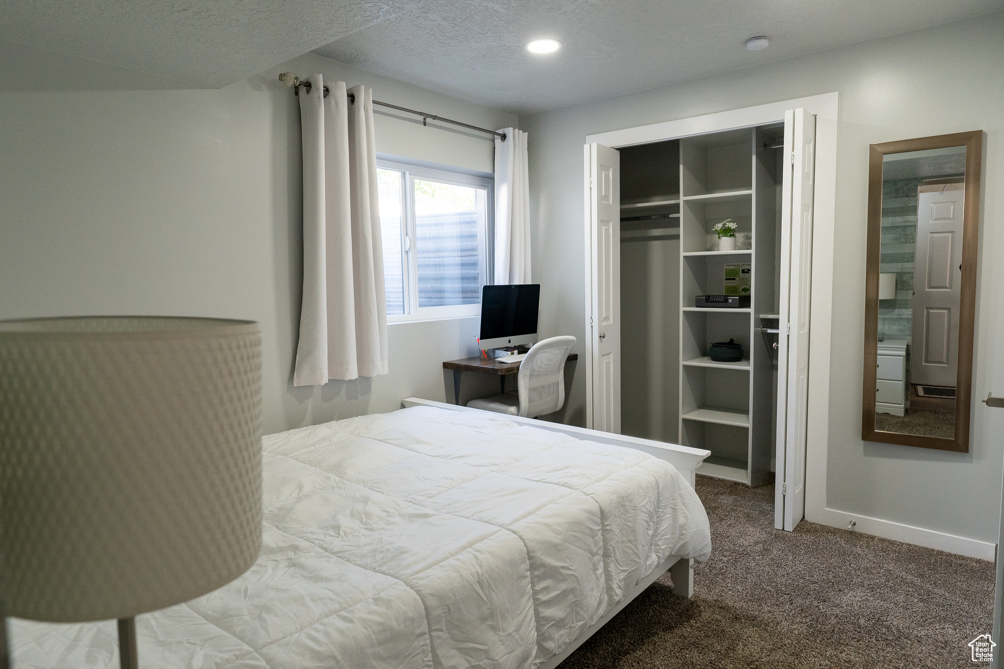 4961 W SWAN HILL CV