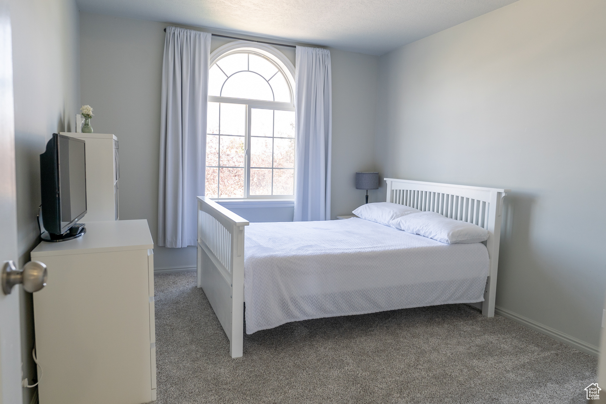 4961 W SWAN HILL CV