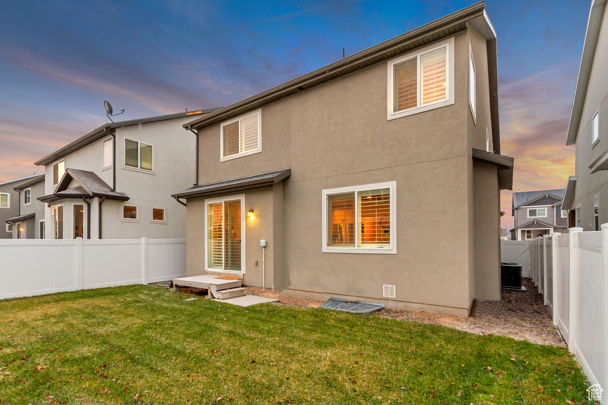 938 W MCKENNA RD