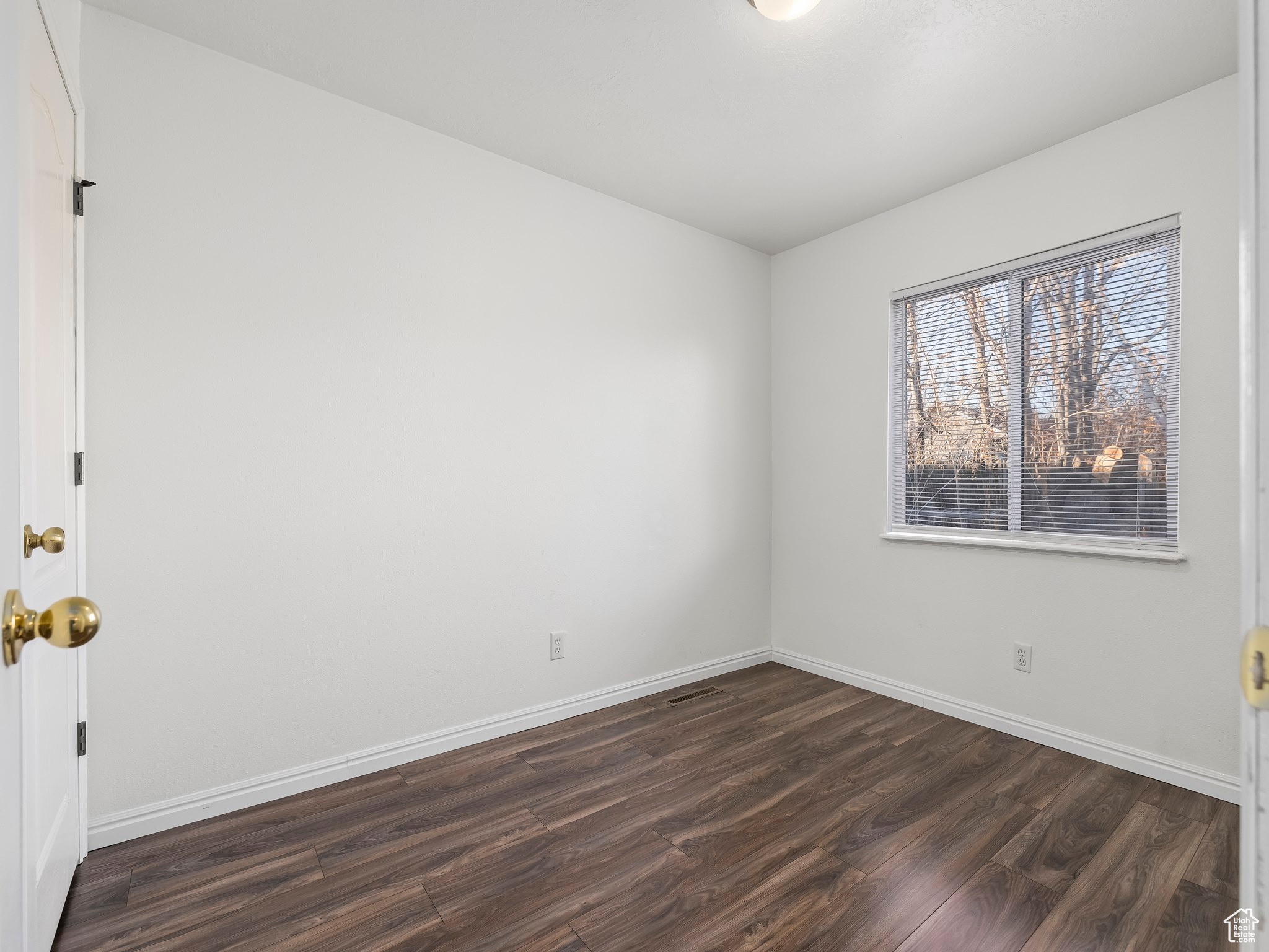 333 E 1600 S