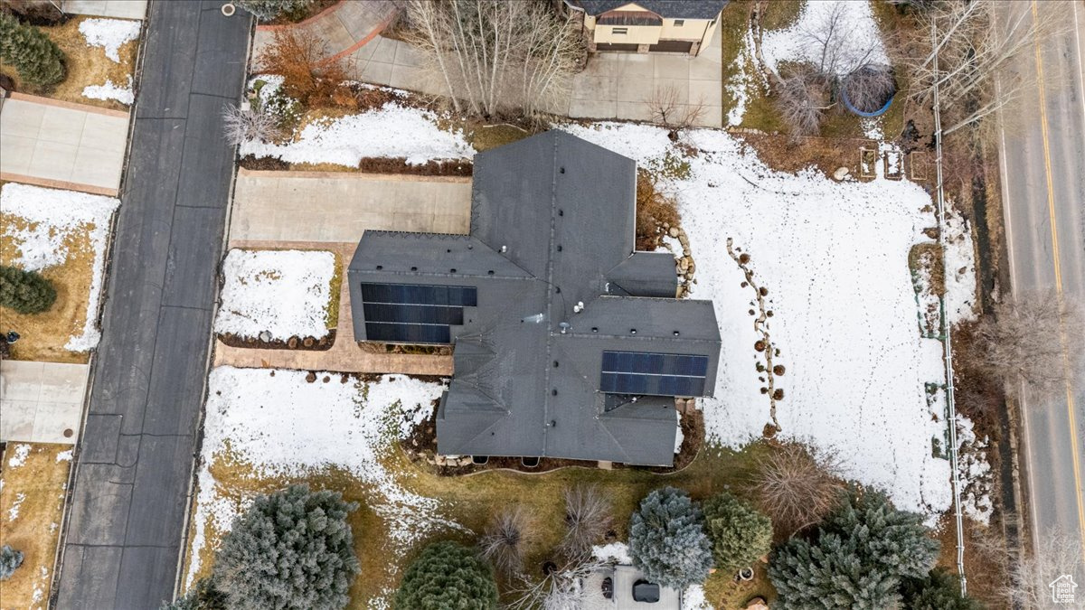 1136 N COTTAGE WAY